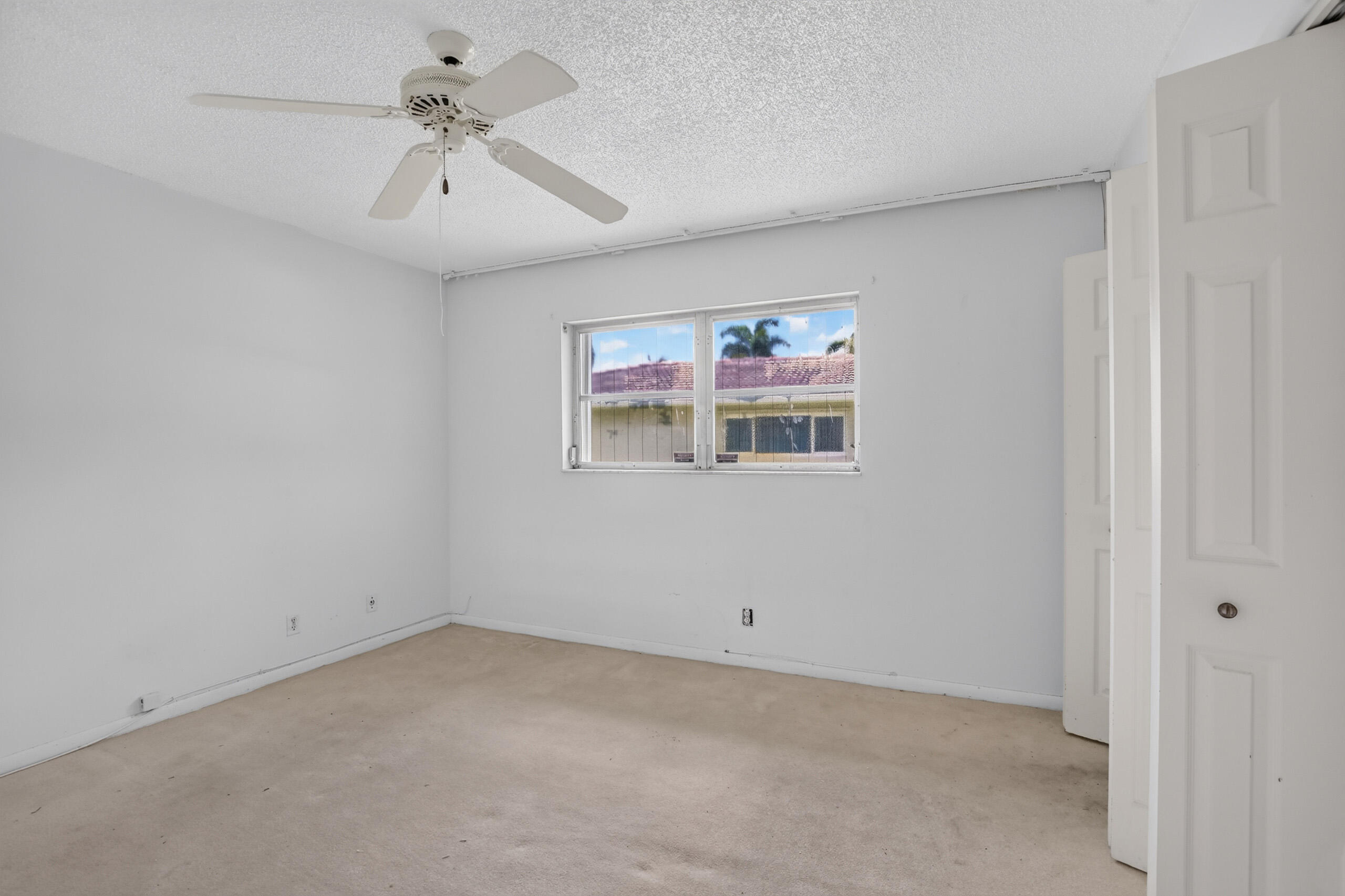 BONAVENTURE LAKES - Residential
