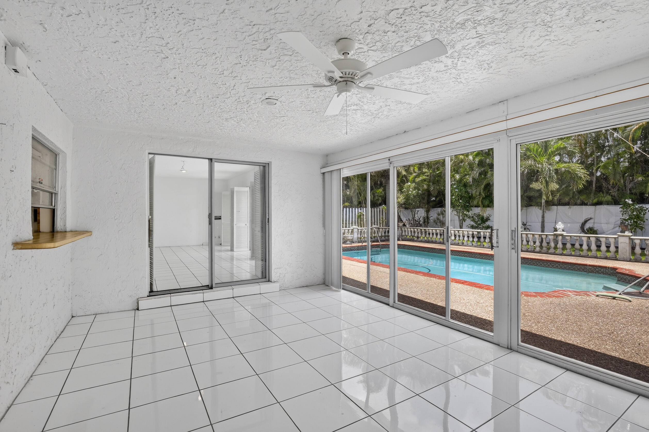 BONAVENTURE LAKES - Residential
