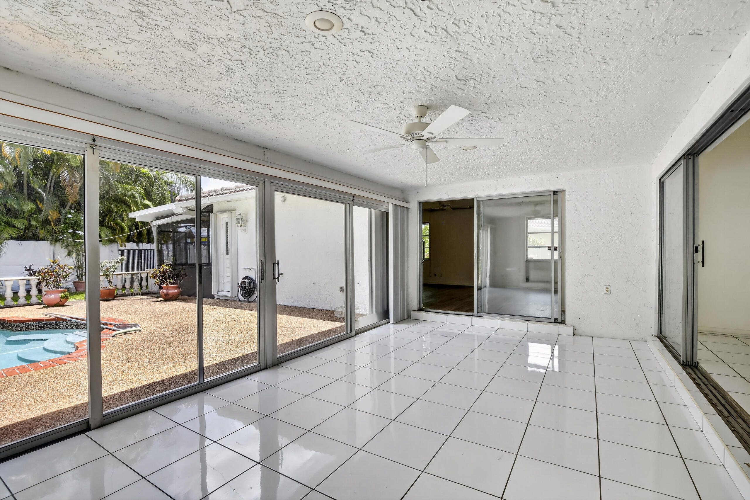 BONAVENTURE LAKES - Residential