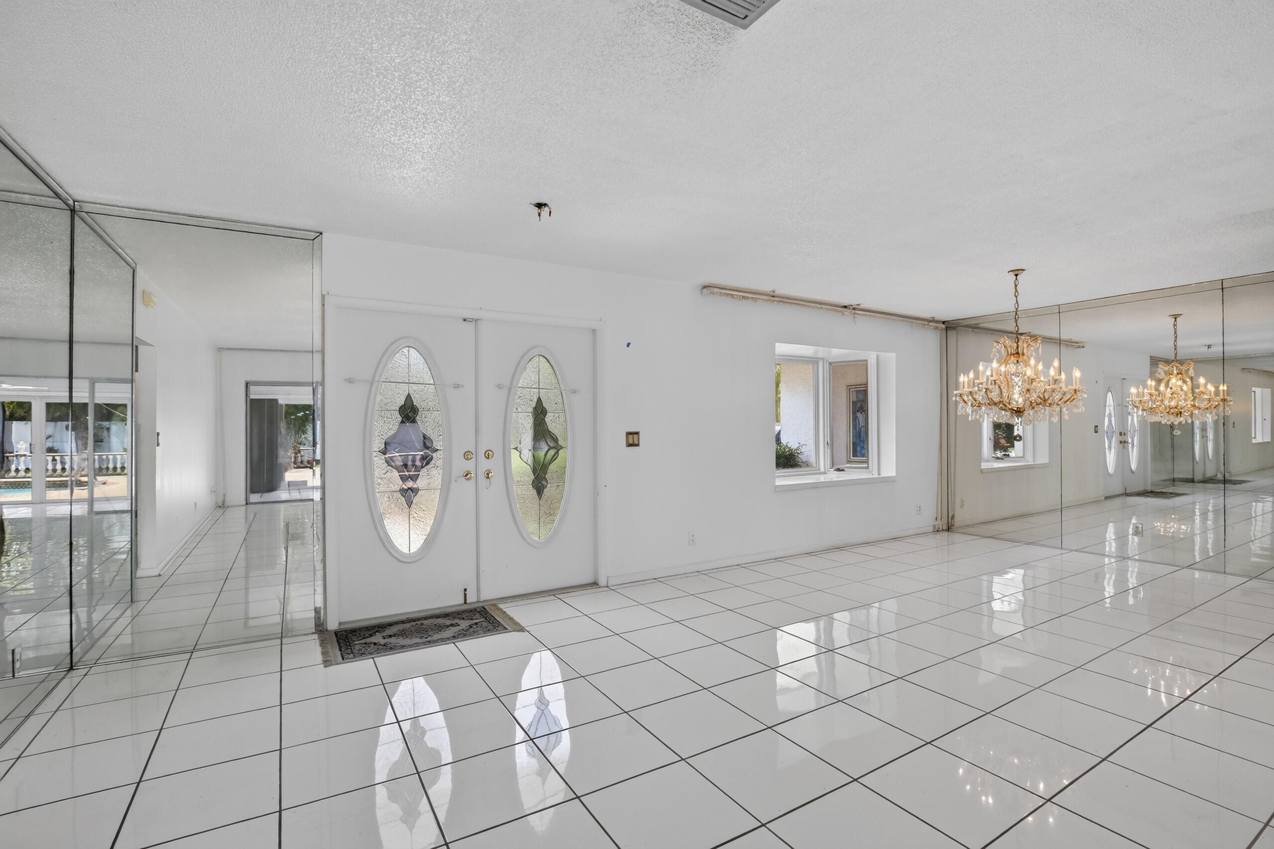 BONAVENTURE LAKES - Residential