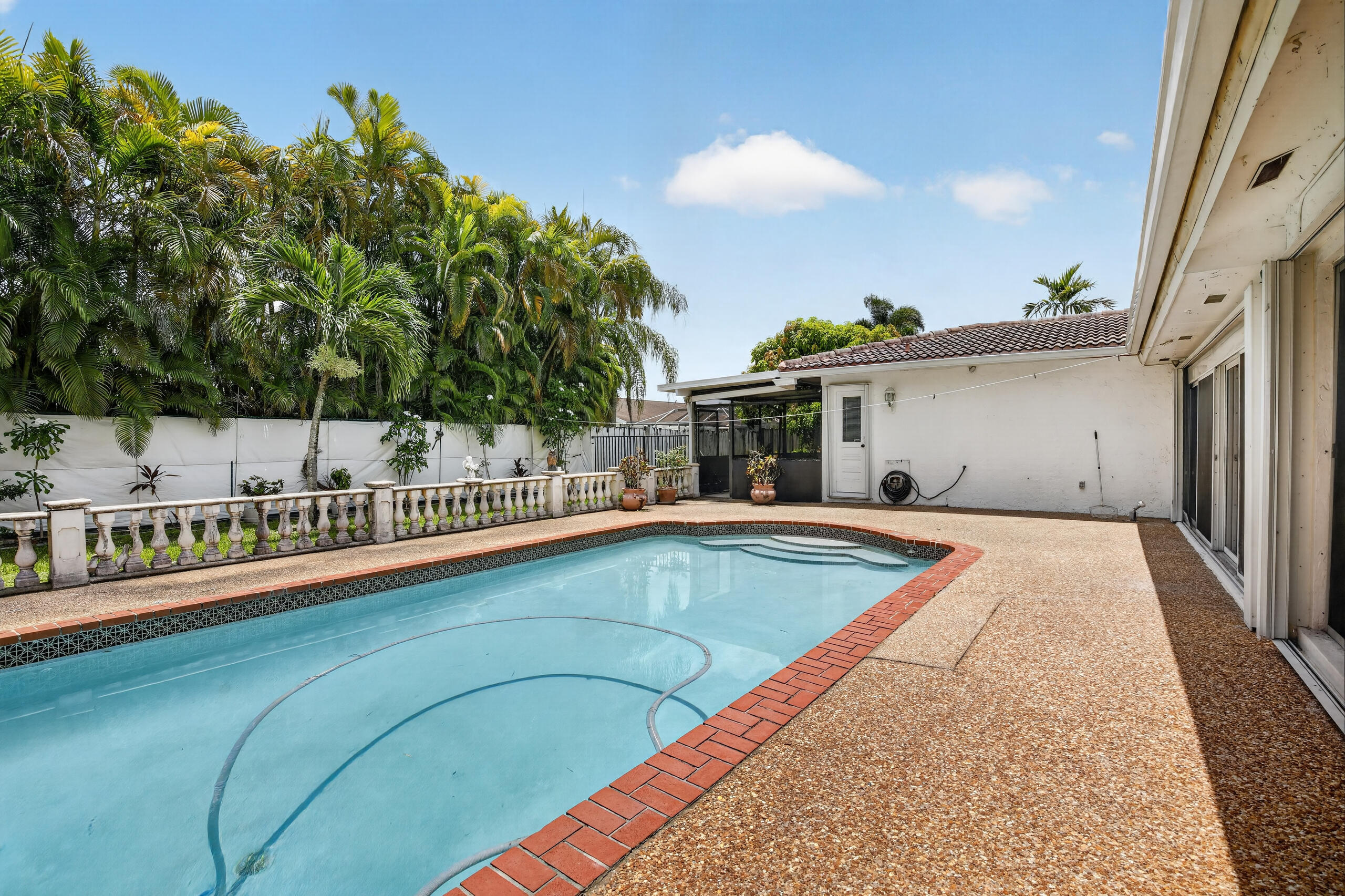 BONAVENTURE LAKES - Residential