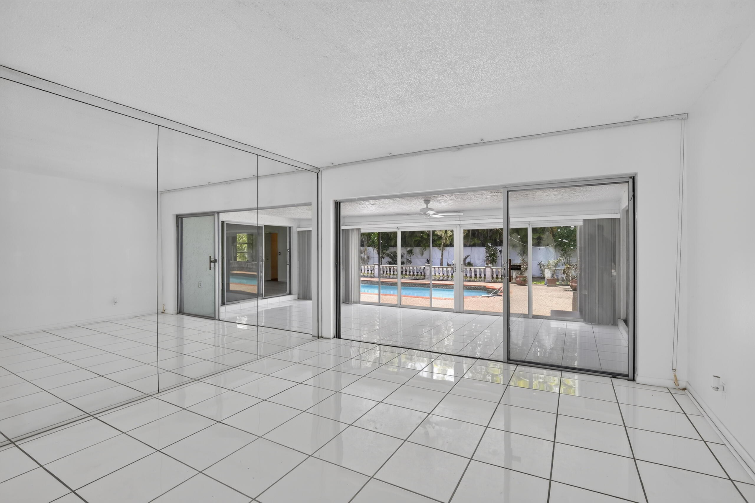 BONAVENTURE LAKES - Residential