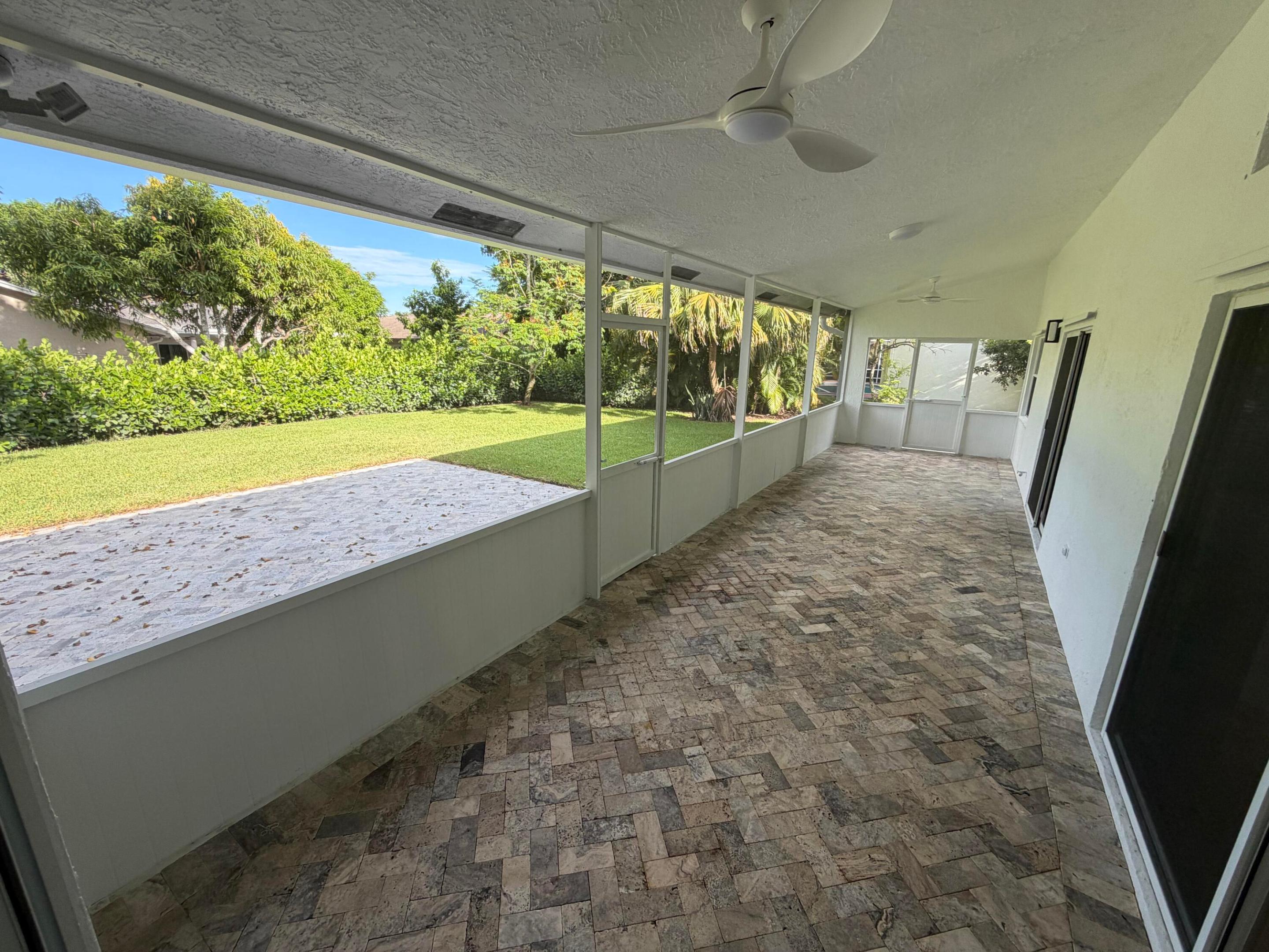 ADDISON COURT - Residential Lease