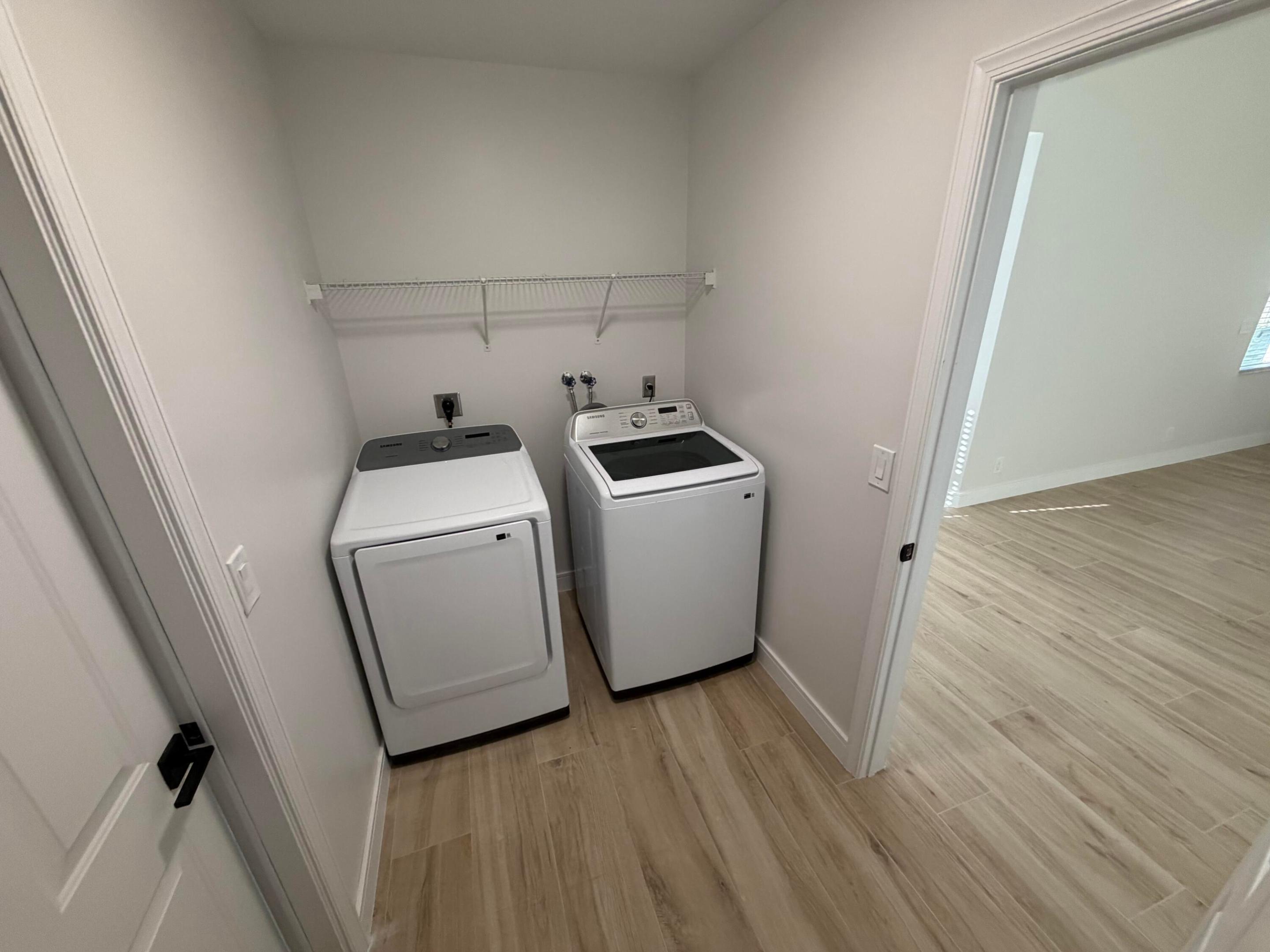 ADDISON COURT - Residential Lease