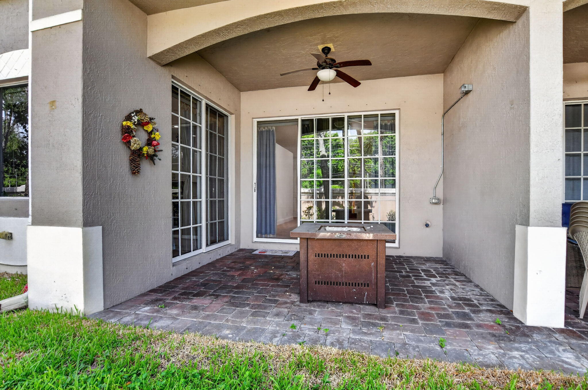 CARRIAGE POINTE - Residential
