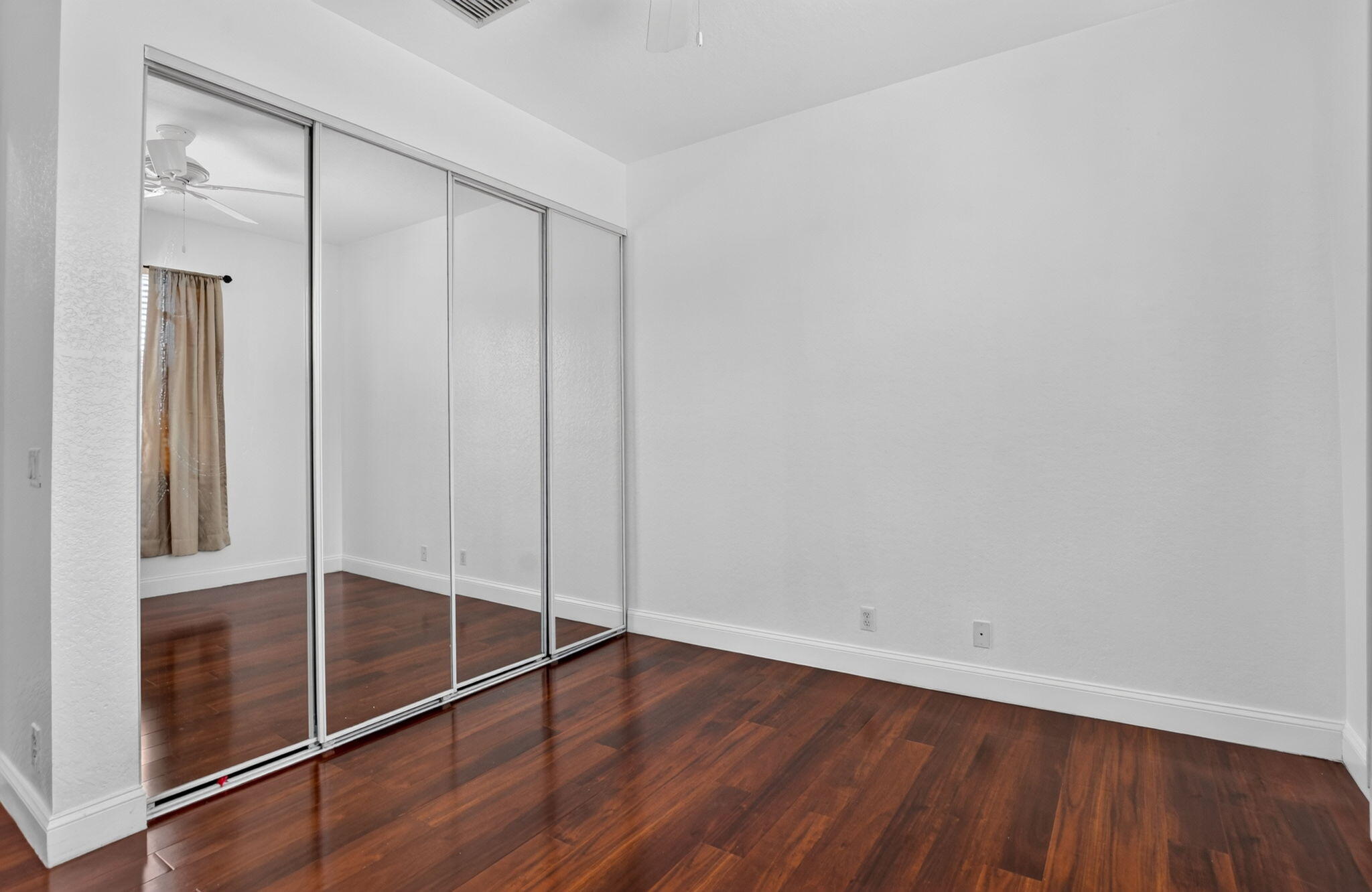 CARRIAGE POINTE - Residential