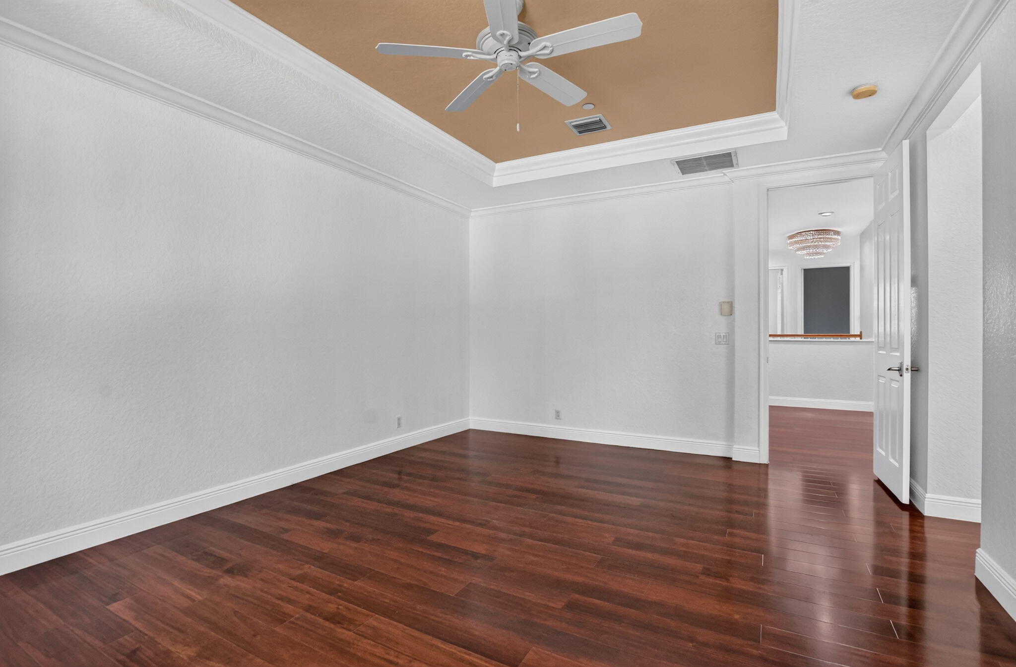 CARRIAGE POINTE - Residential