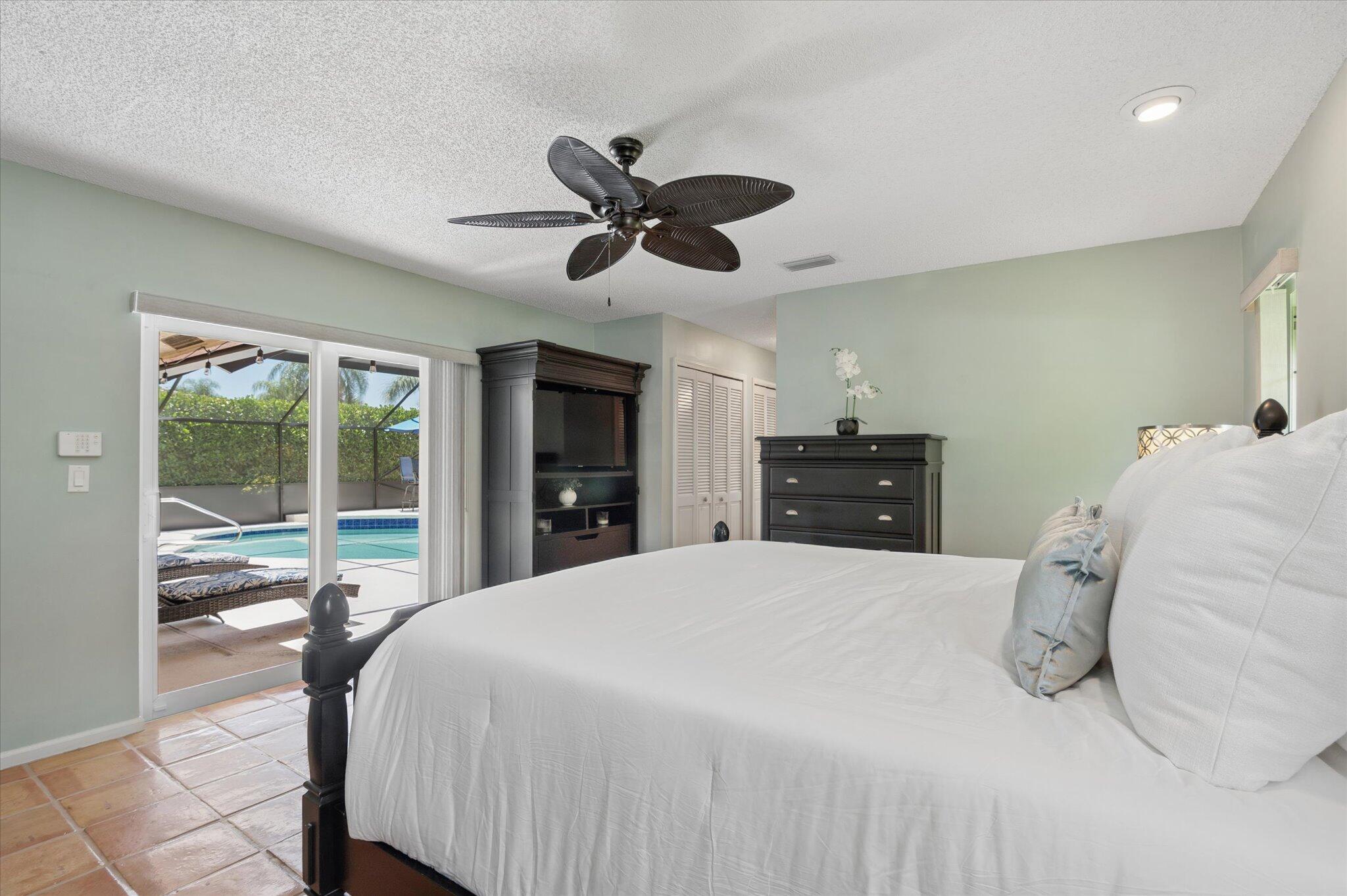 BOCA GREENS 8 - Residential