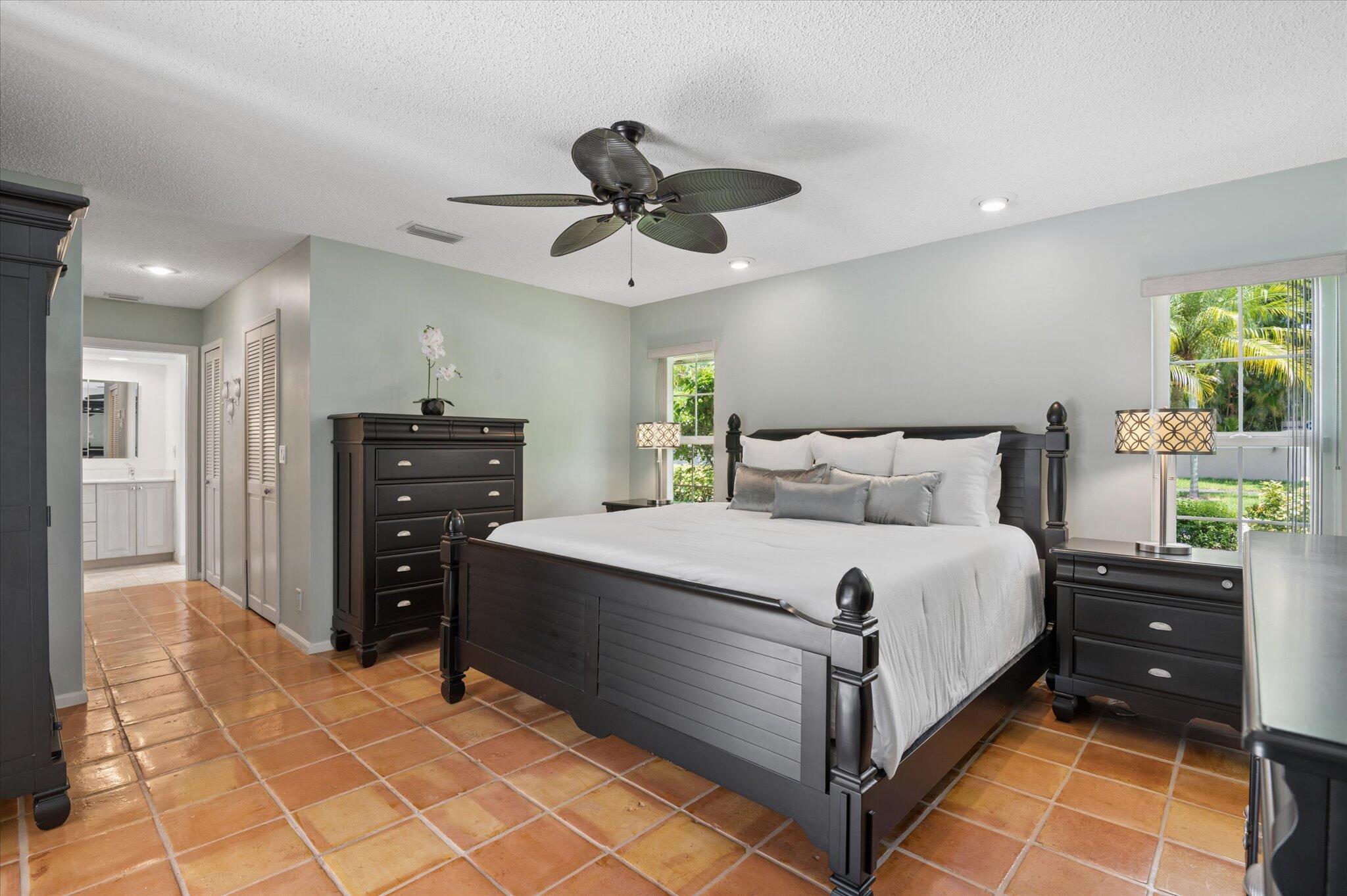 BOCA GREENS 8 - Residential