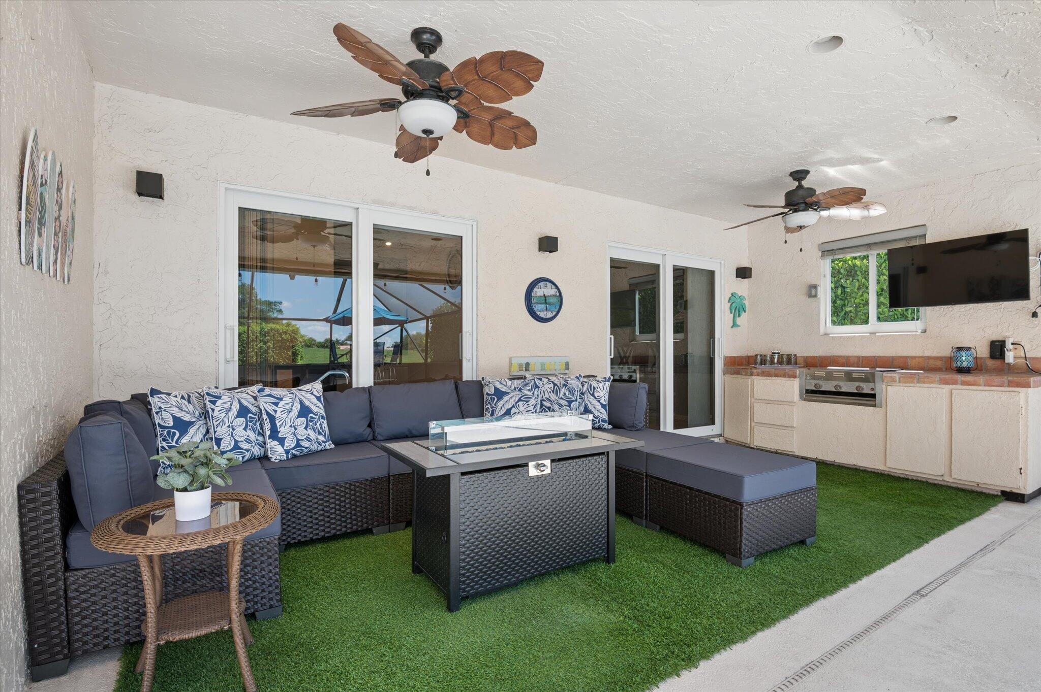 BOCA GREENS 8 - Residential