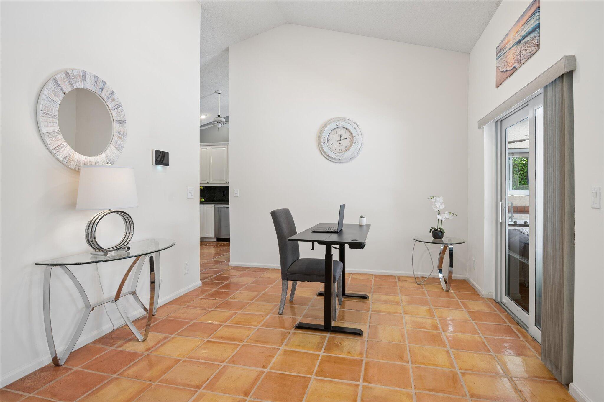 BOCA GREENS 8 - Residential