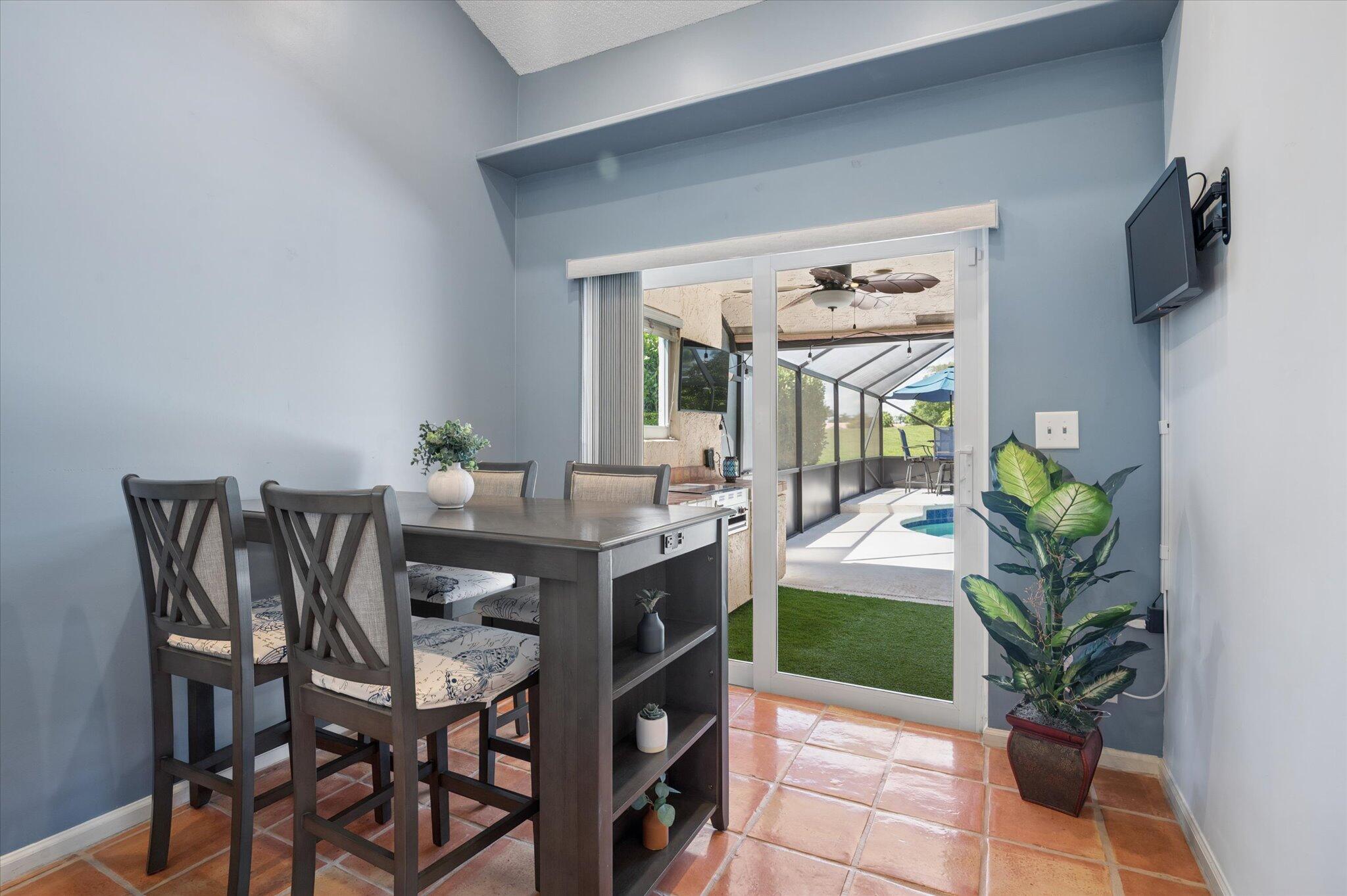 BOCA GREENS 8 - Residential