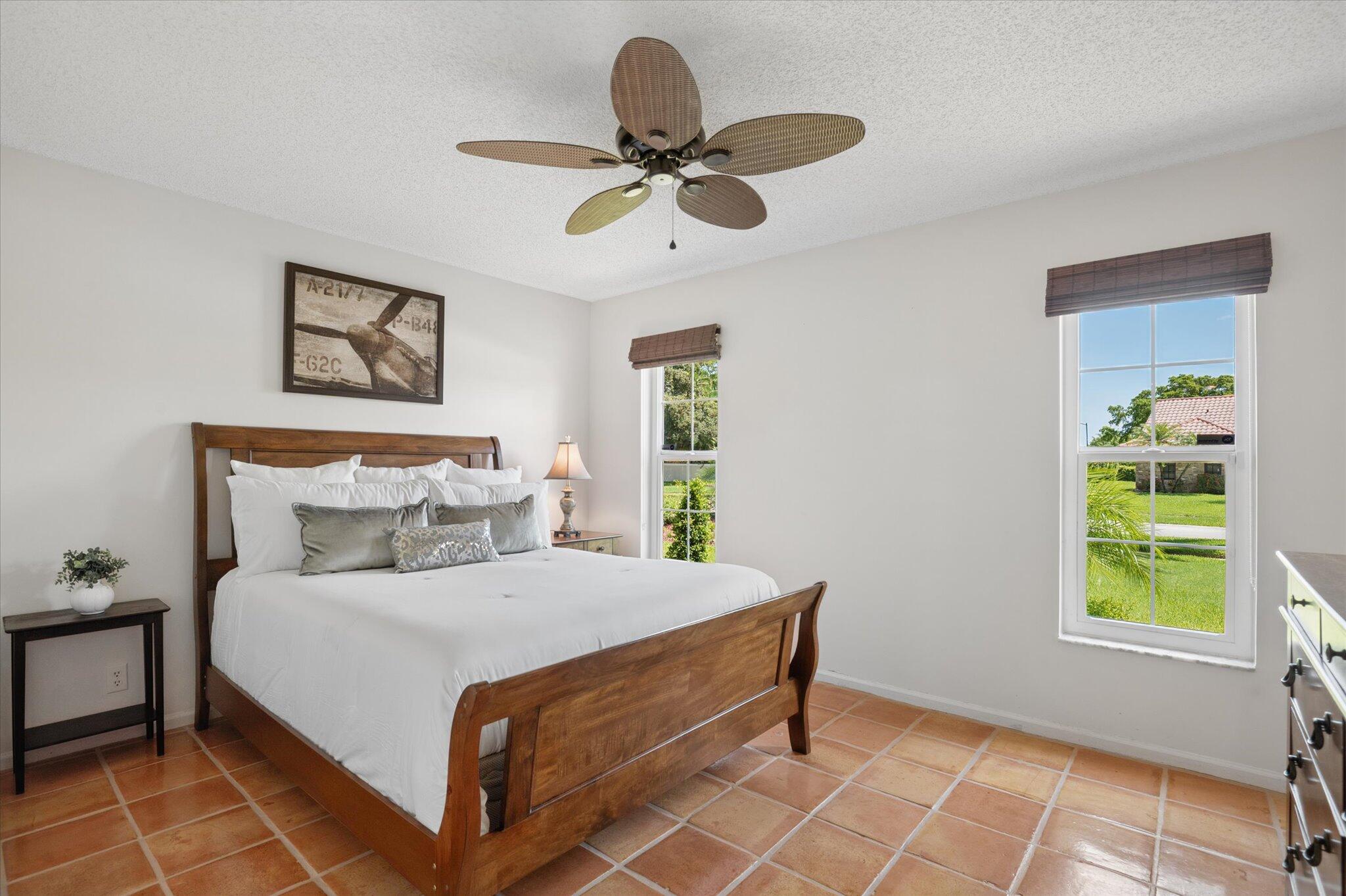 BOCA GREENS 8 - Residential