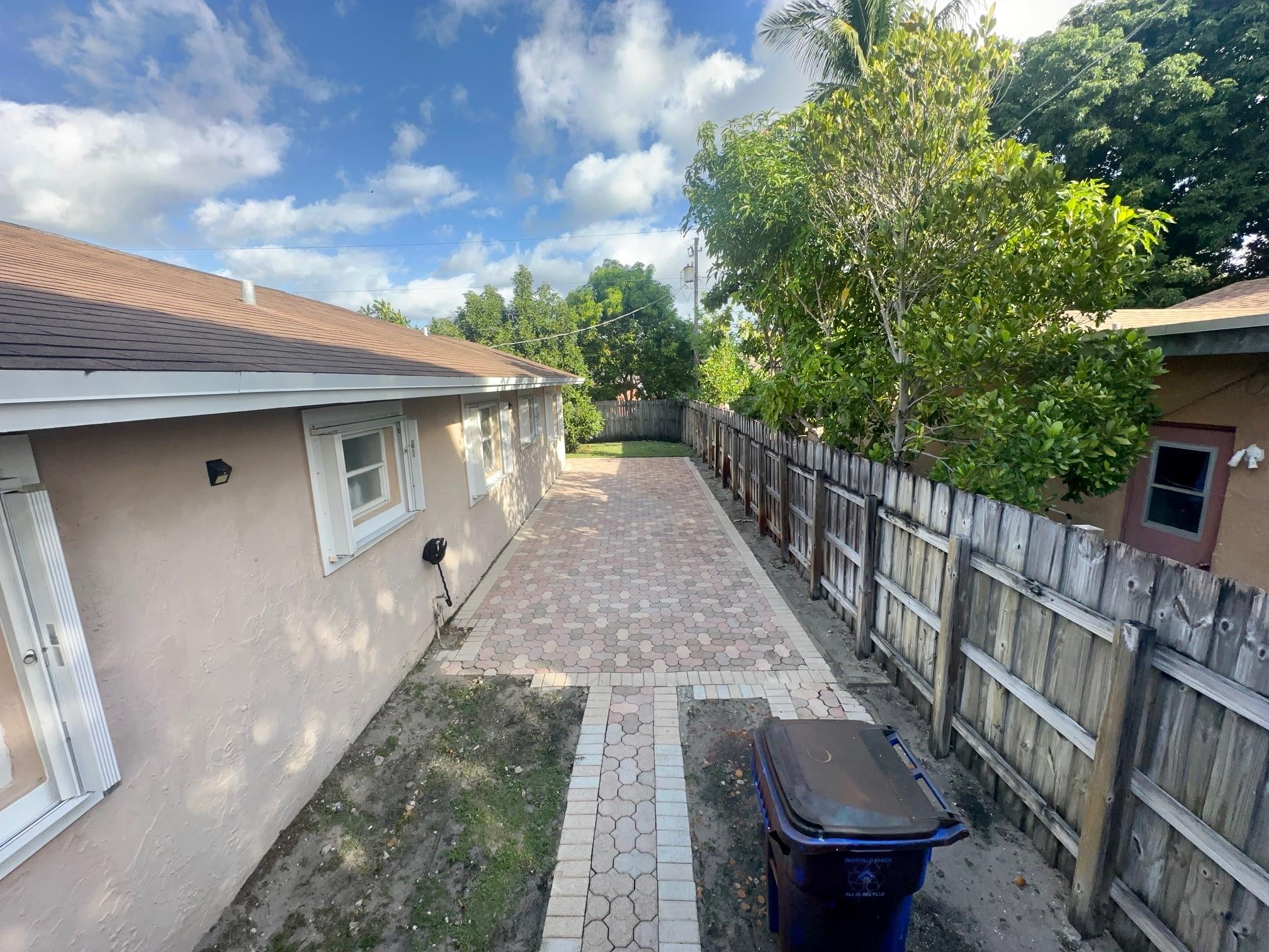 West Deerfield Beach 42-4 - Residential