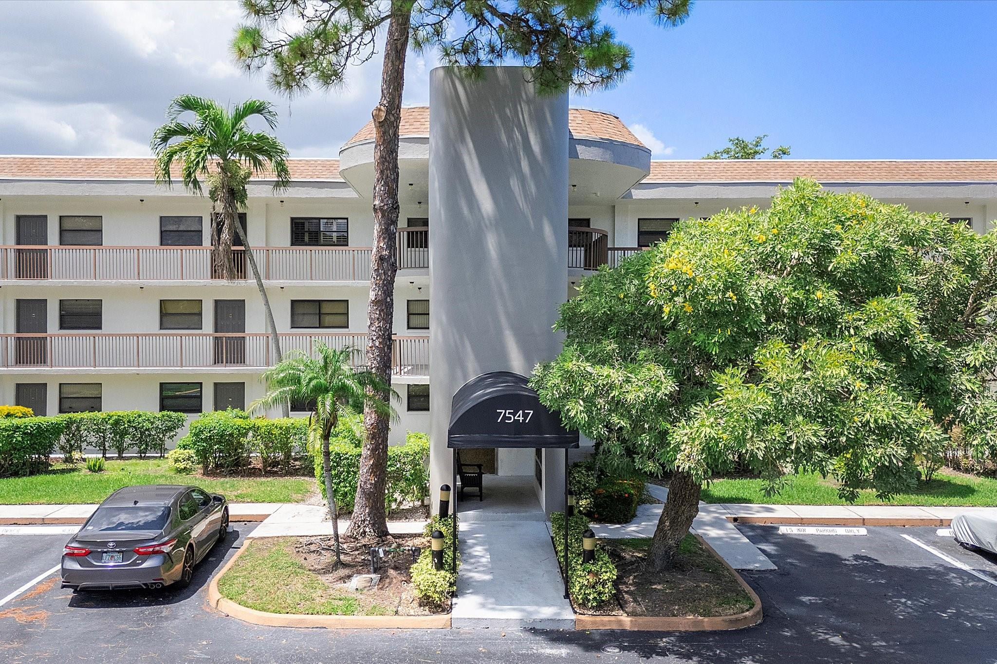 BONAIRE AT WOODMONT - Residential