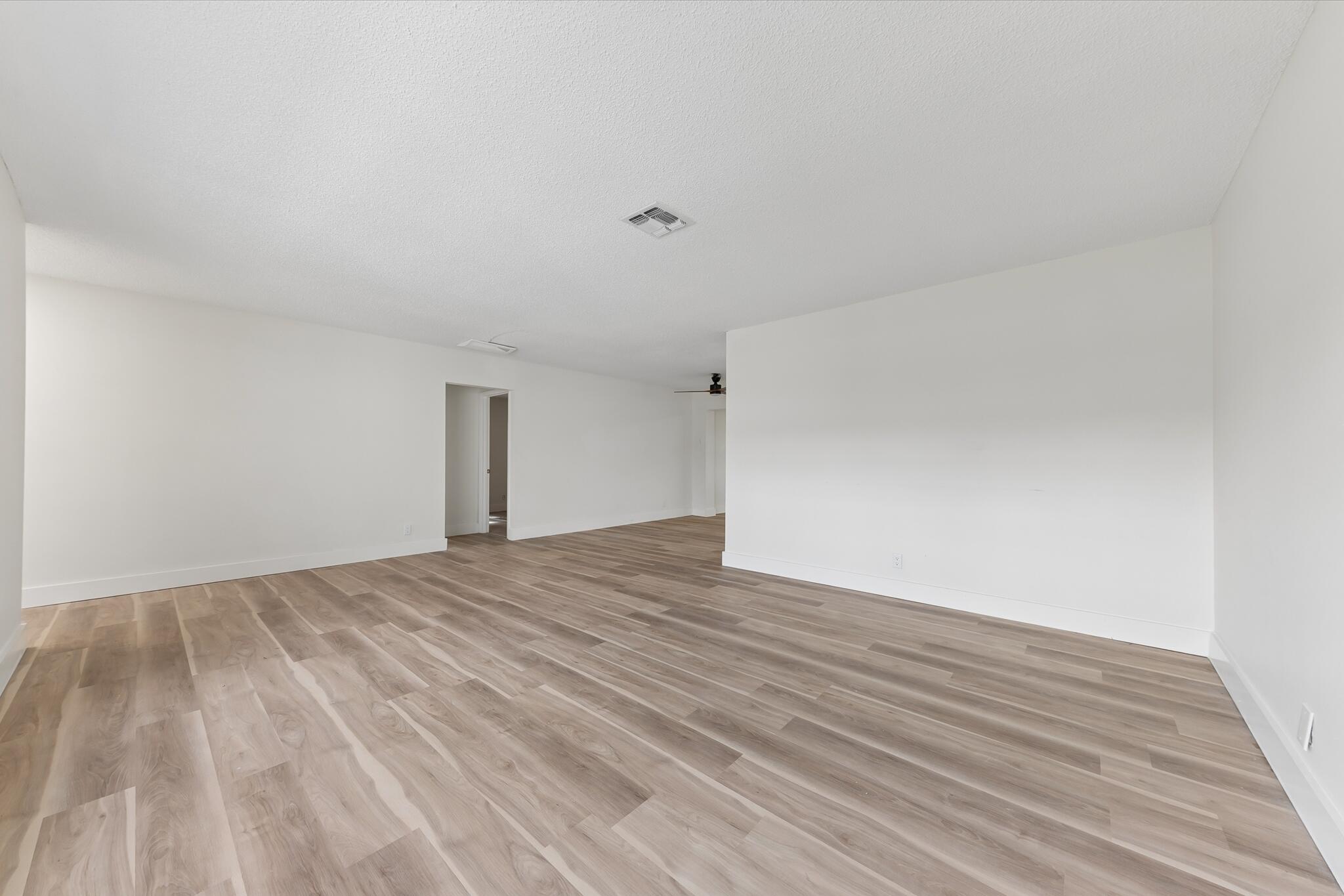 LUCERNE LAKES HOMES VILLAGE I 6TH ADD - Residential