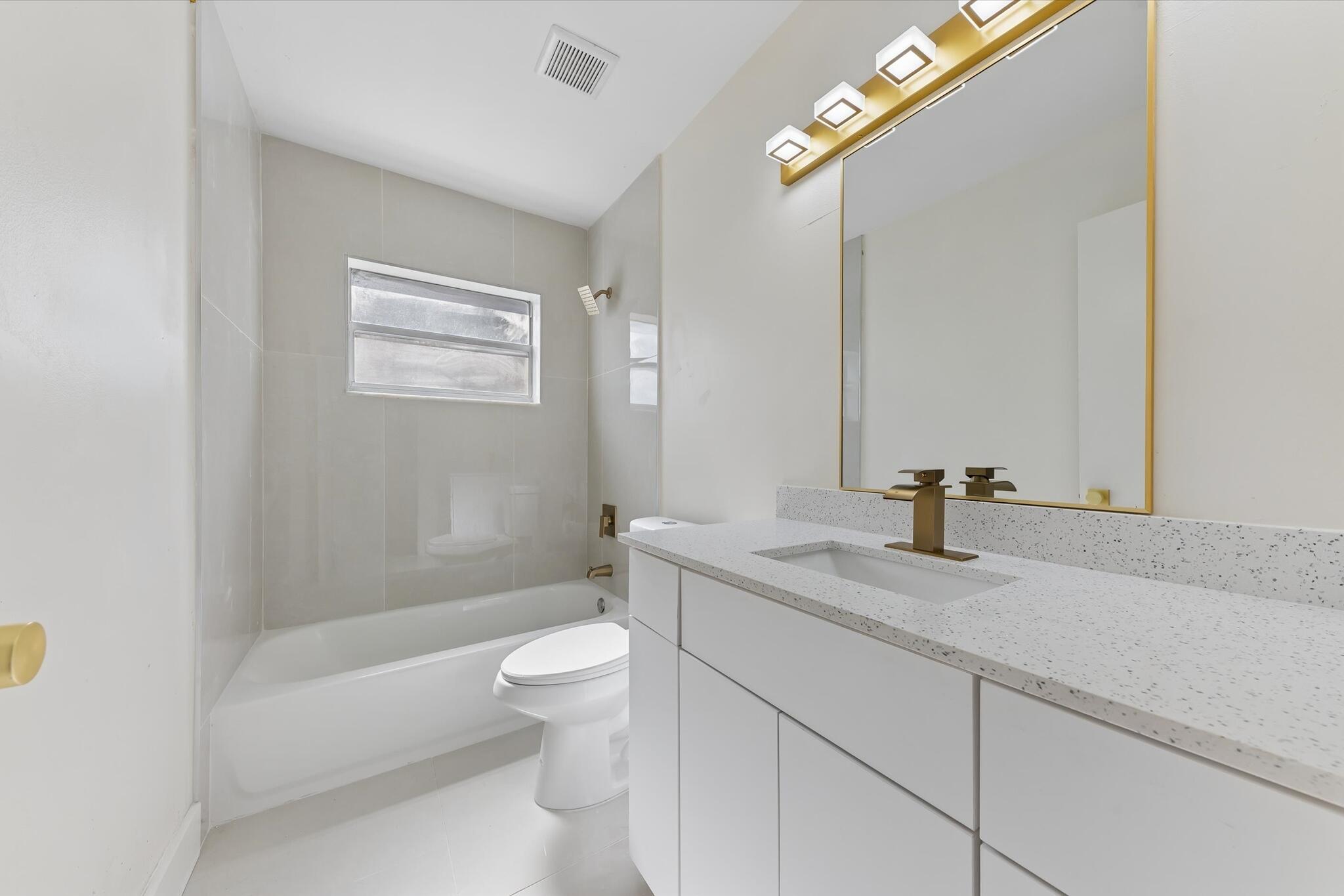 LUCERNE LAKES HOMES VILLAGE I 6TH ADD - Residential