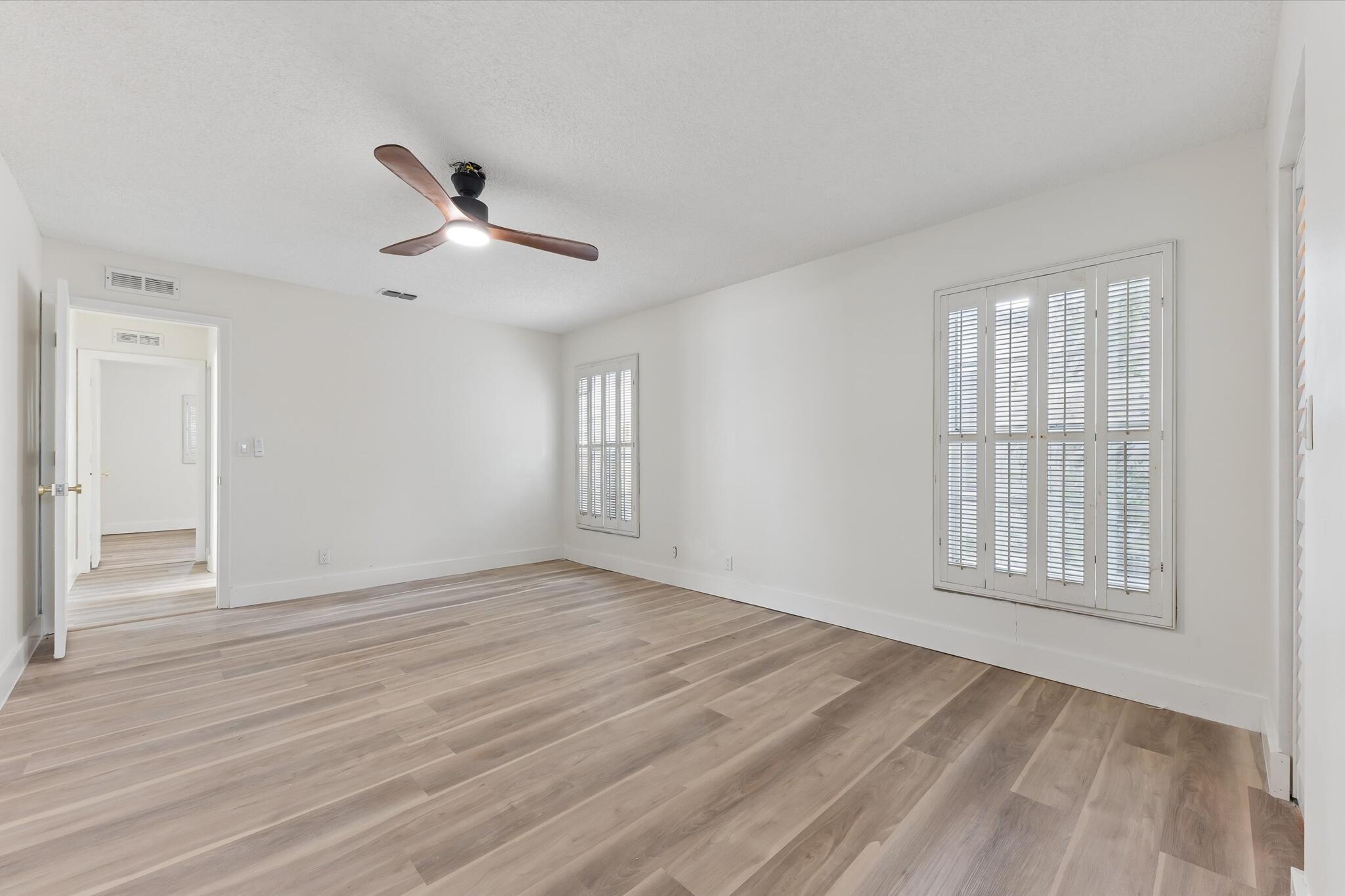 LUCERNE LAKES HOMES VILLAGE I 6TH ADD - Residential