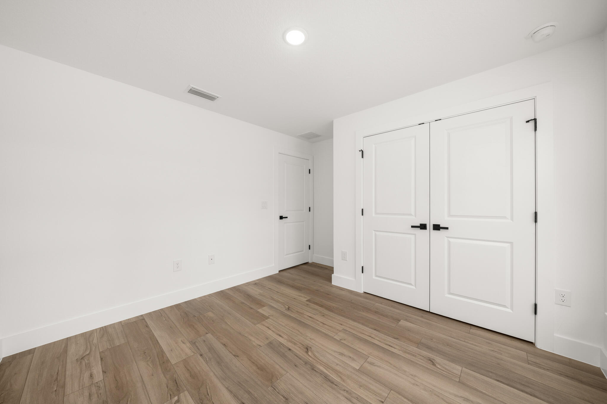 SUN N LK SEB UNIT 16 - Residential