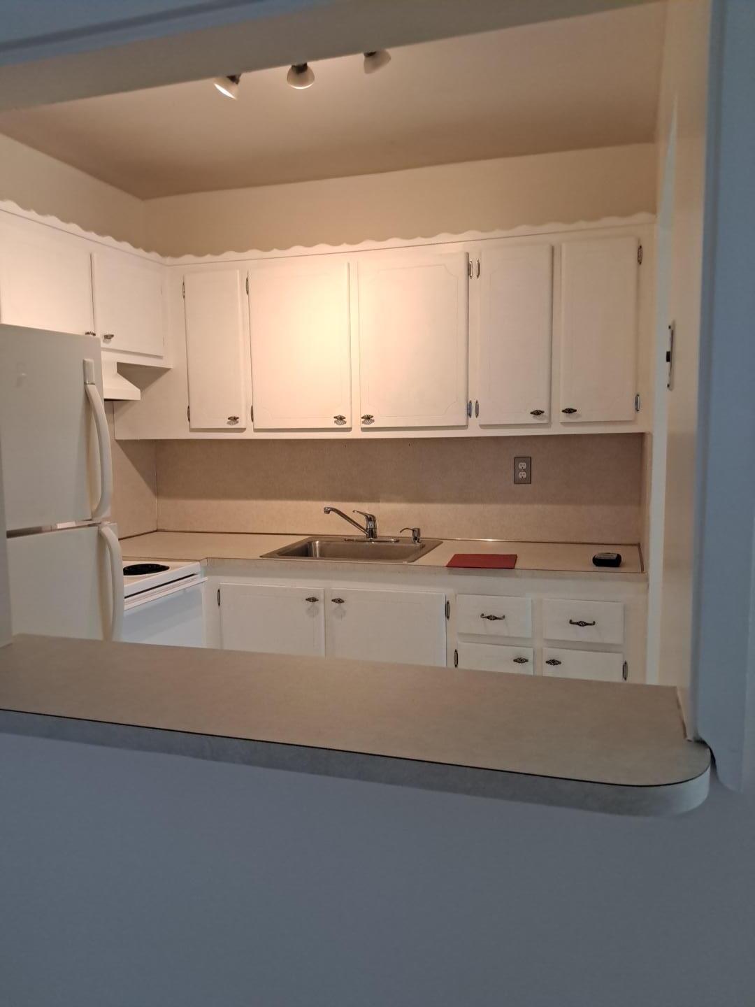 NORWICH CONDO - Residential