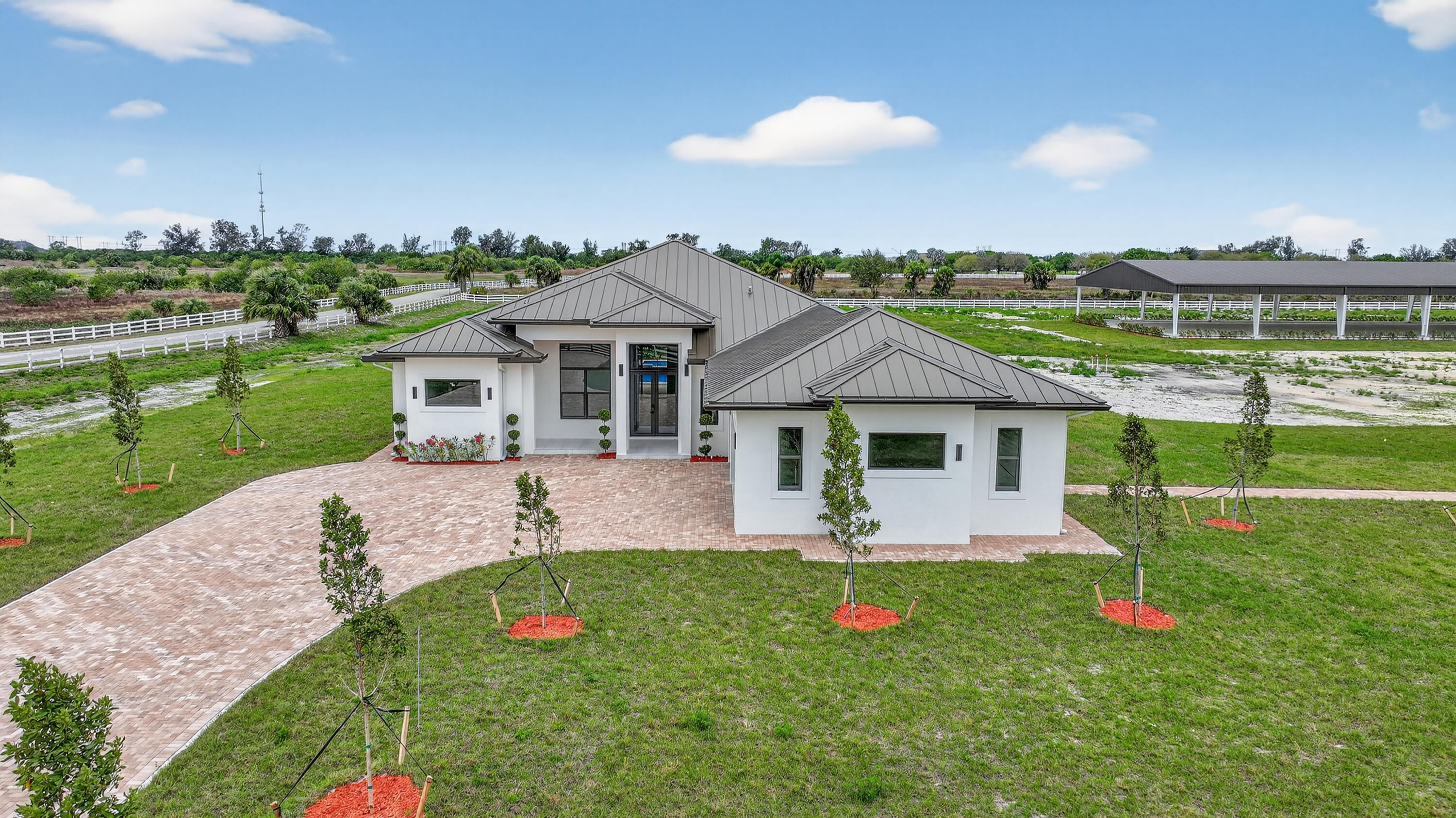 WHITE FENCES EQUESTRIAN ESTATES 1 - Residential