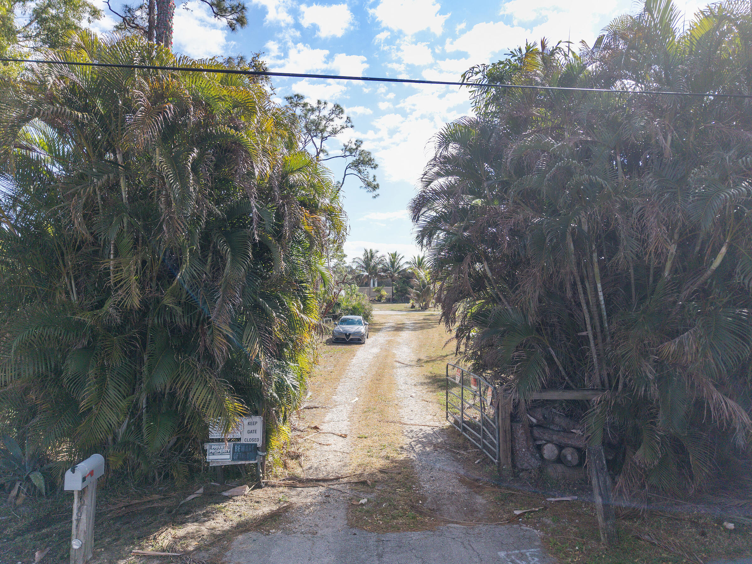 PALM BEACH FARMS CO 3 - Land