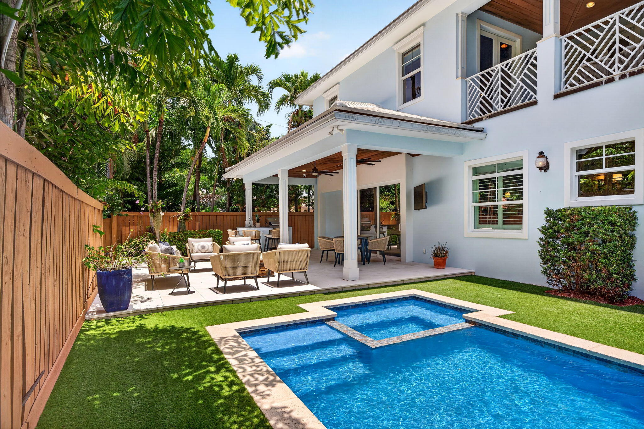 LAUDERDALE HARBORS - Residential
