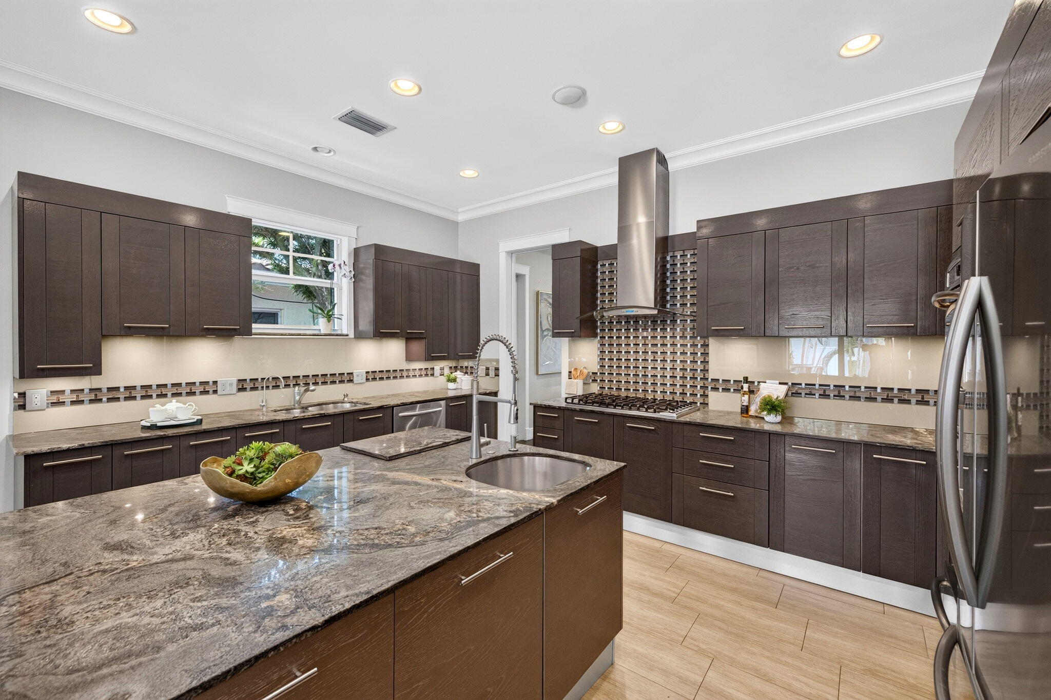 LAUDERDALE HARBORS - Residential