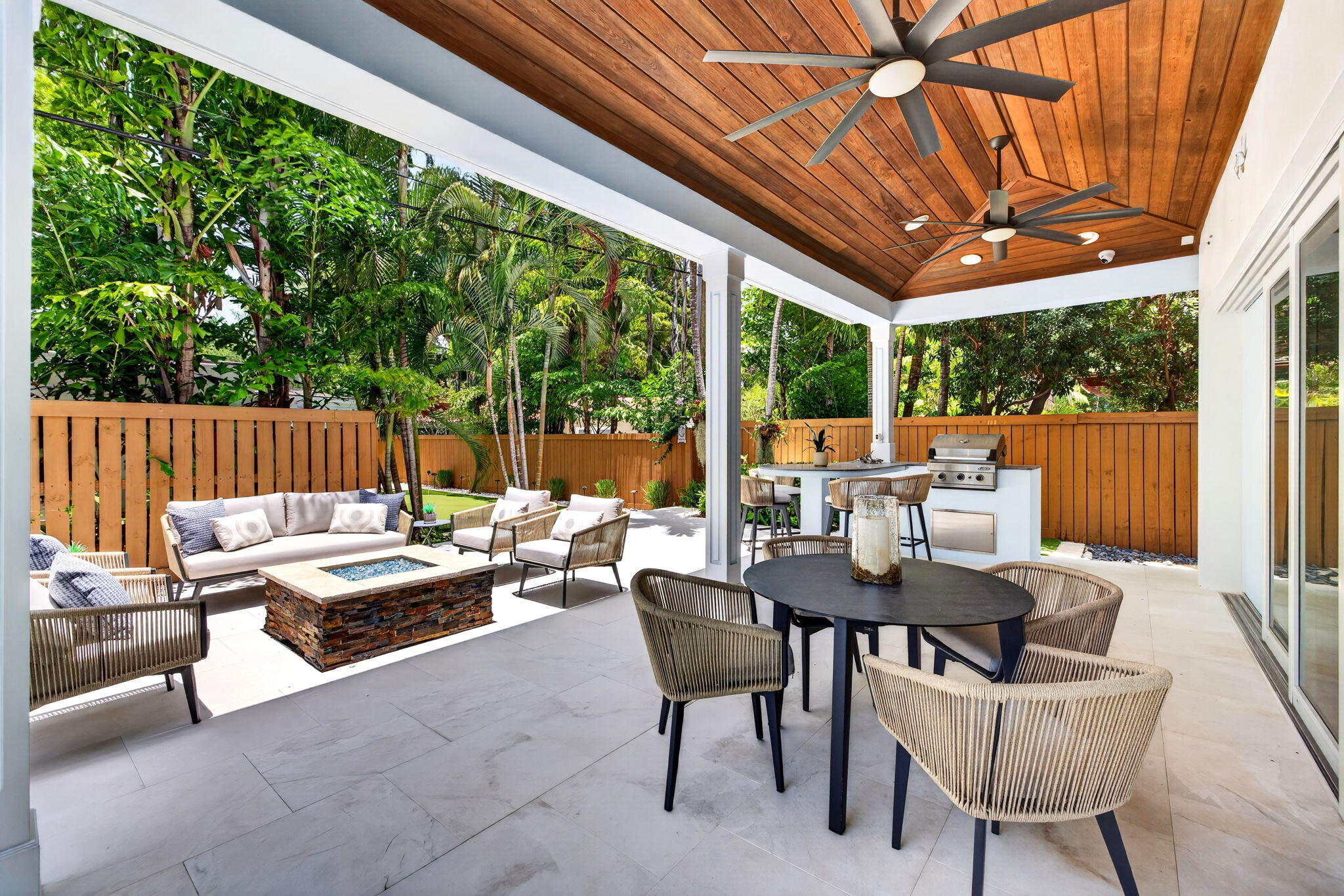 LAUDERDALE HARBORS - Residential