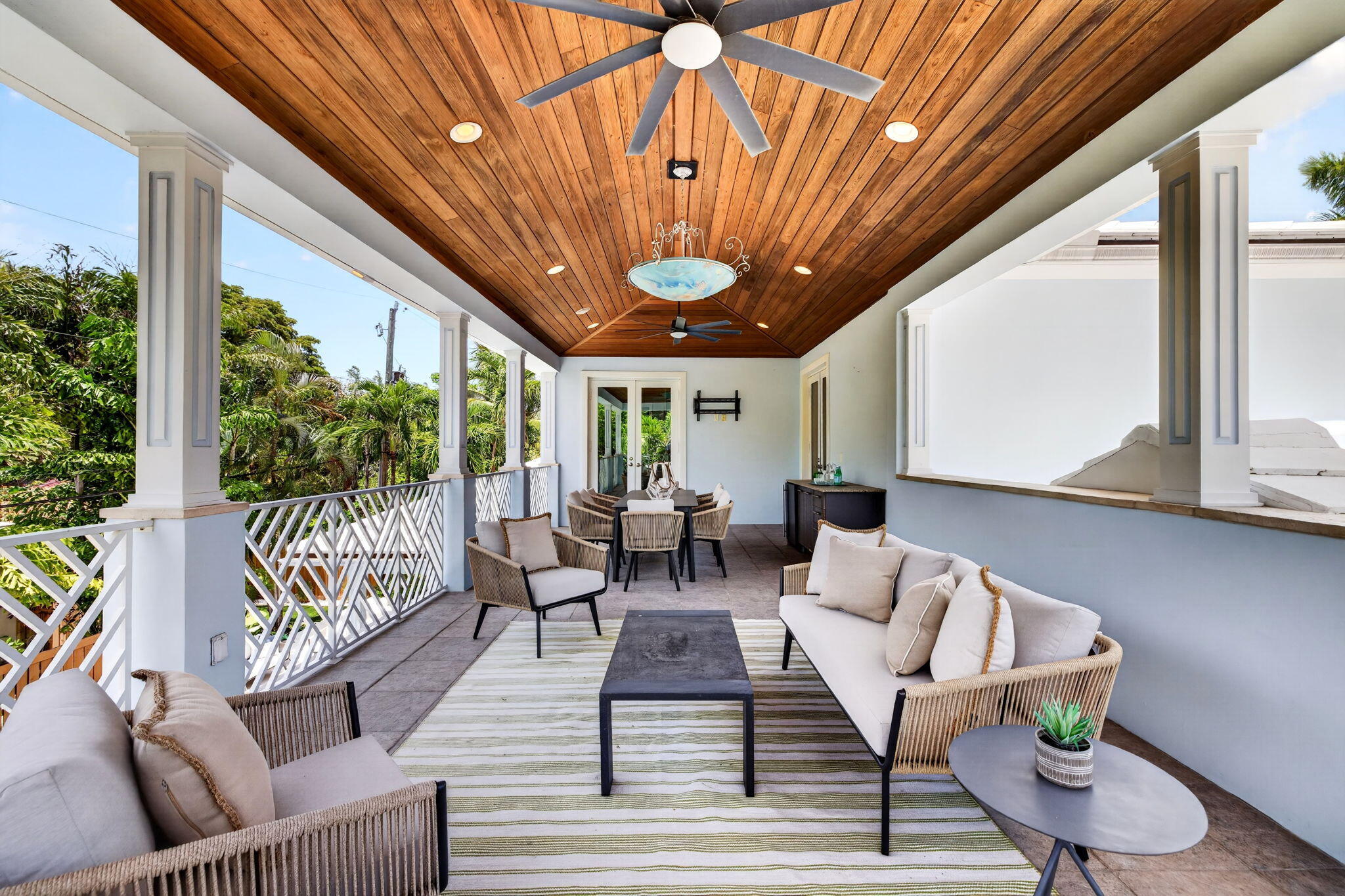 LAUDERDALE HARBORS - Residential
