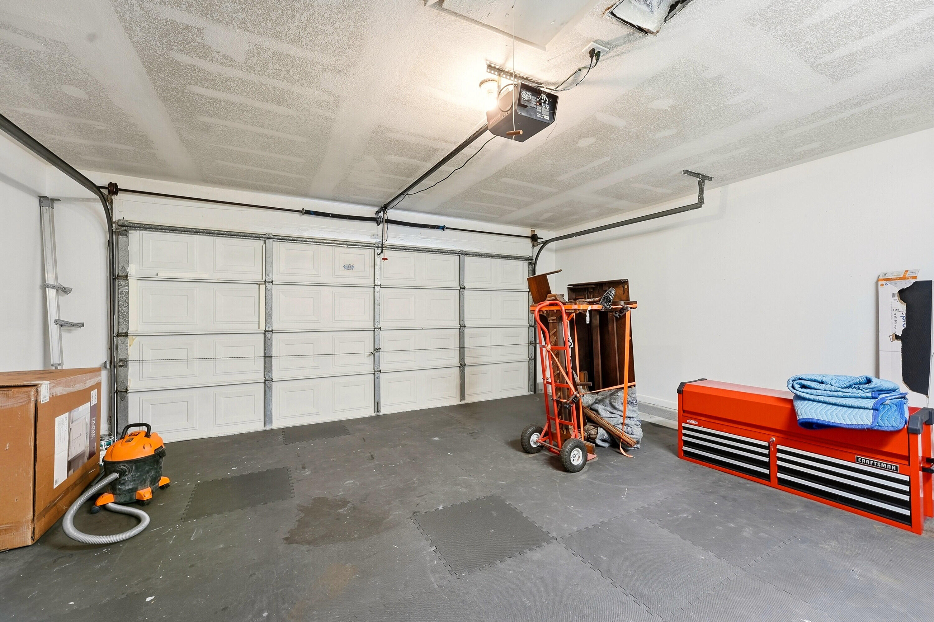 SEBASTIAN HIGHLANDS UNIT 10 - Residential