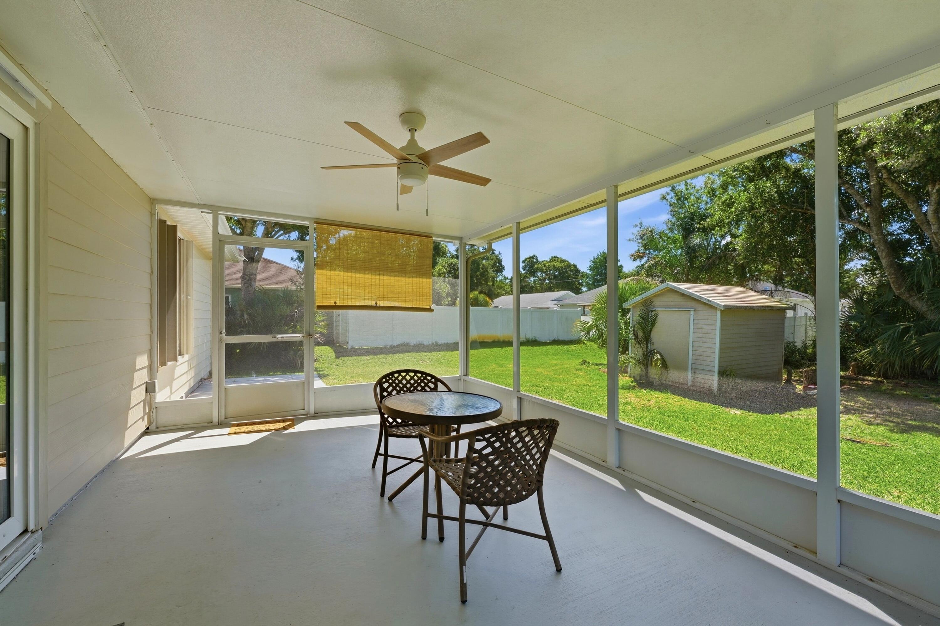 SEBASTIAN HIGHLANDS UNIT 10 - Residential