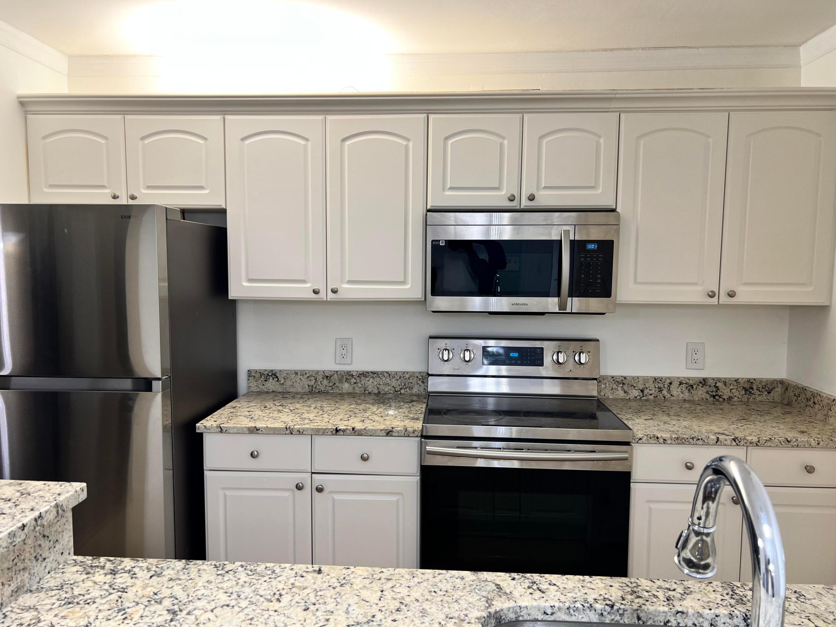 VILLAGE OF SANDALWOOD LAKES 2 - Residential Lease