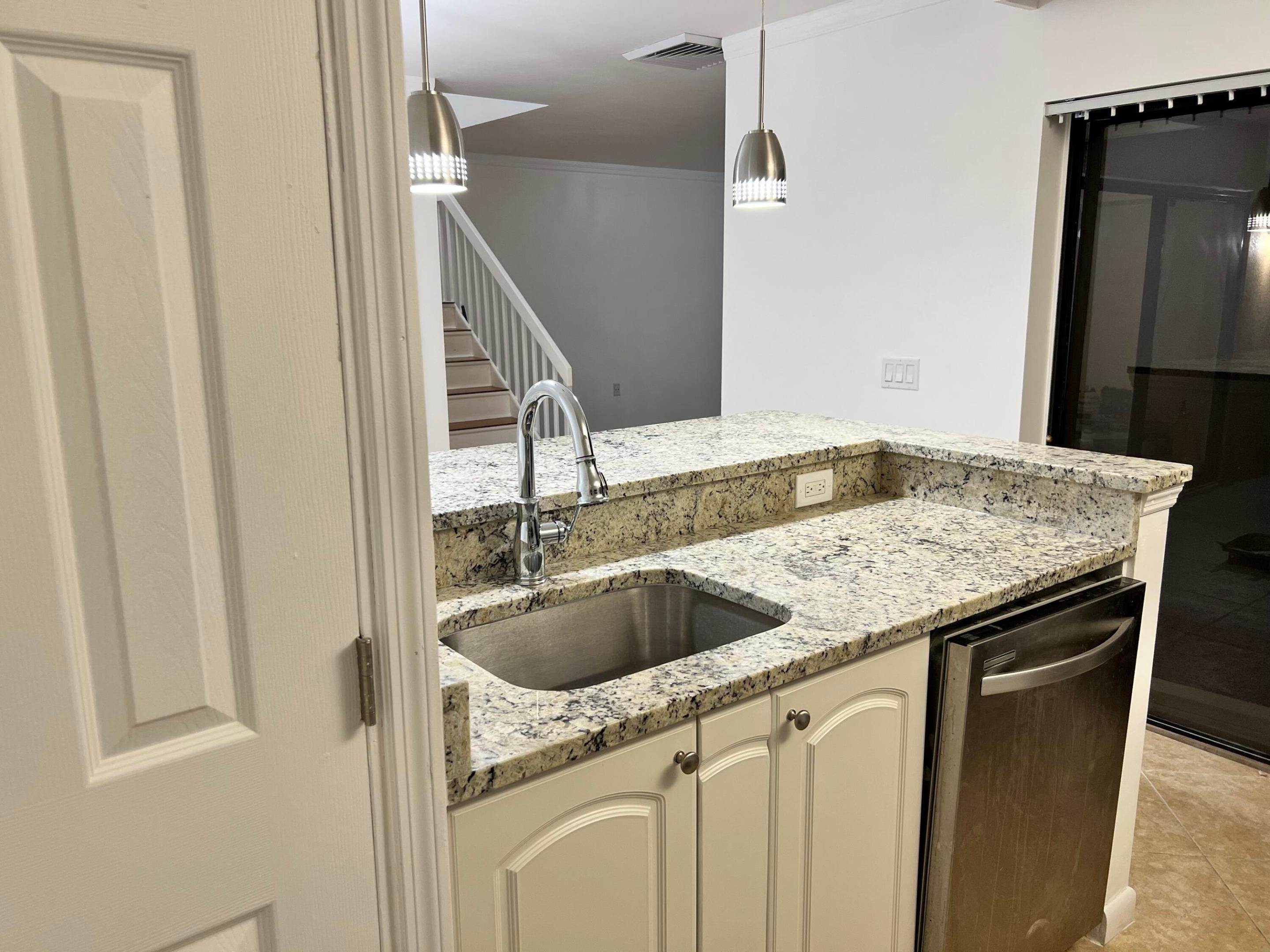 VILLAGE OF SANDALWOOD LAKES 2 - Residential Lease
