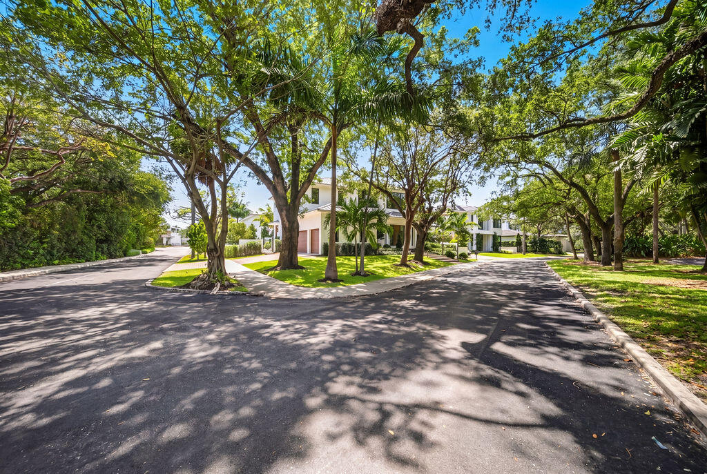 RIO VISTA ISLES - Residential