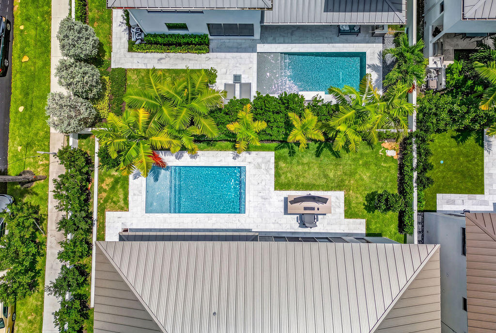 RIO VISTA ISLES - Residential
