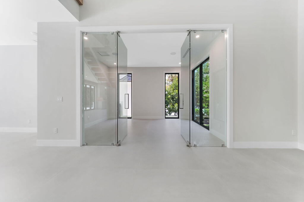 RIO VISTA ISLES - Residential