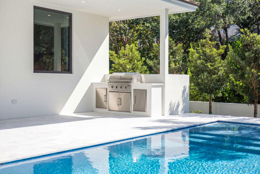 RIO VISTA ISLES - Residential