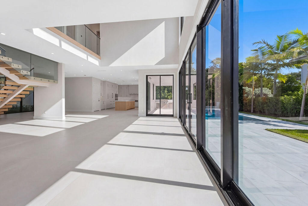 RIO VISTA ISLES - Residential