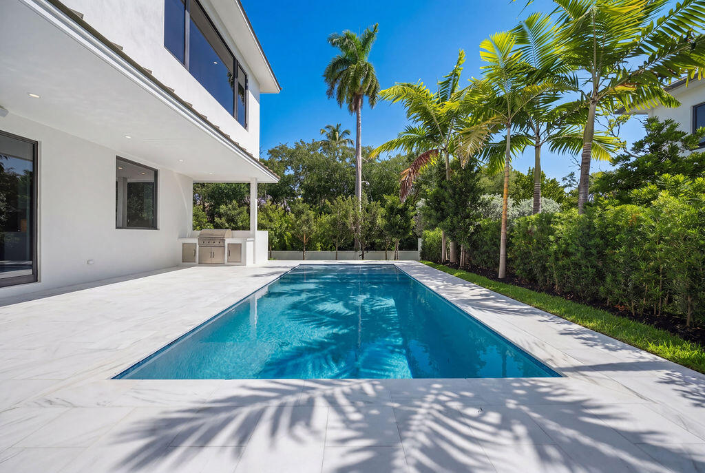 RIO VISTA ISLES - Residential