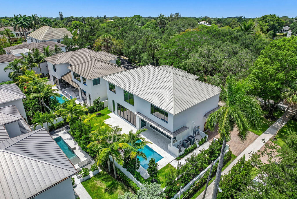 RIO VISTA ISLES - Residential