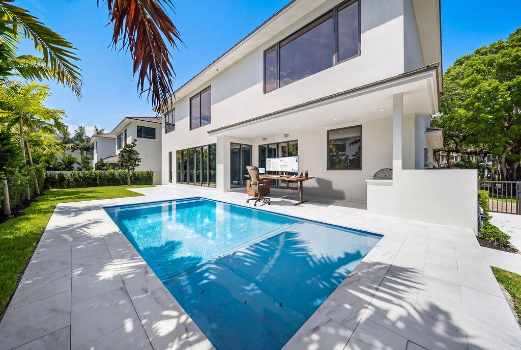 RIO VISTA ISLES - Residential