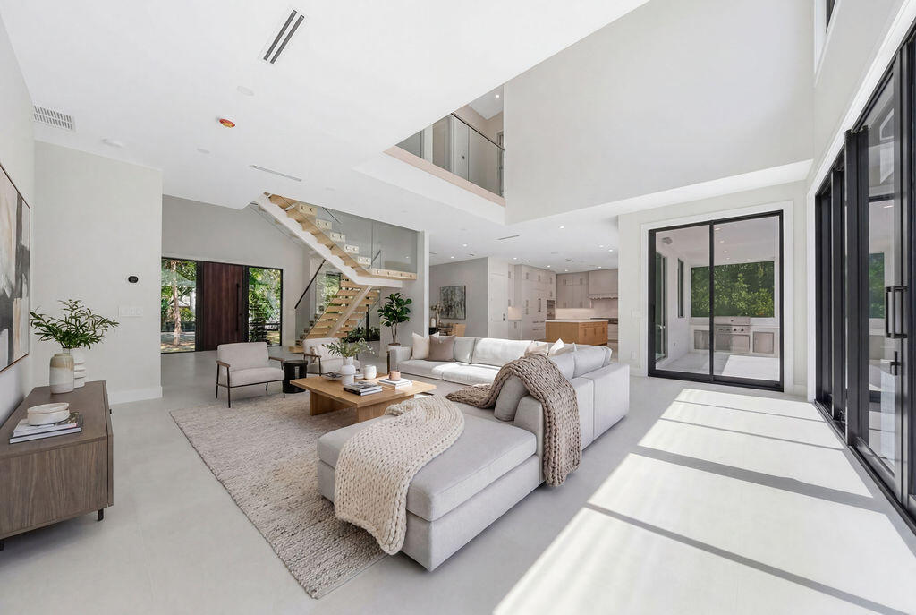 RIO VISTA ISLES - Residential