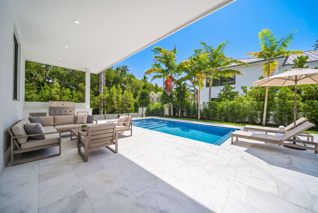 RIO VISTA ISLES - Residential