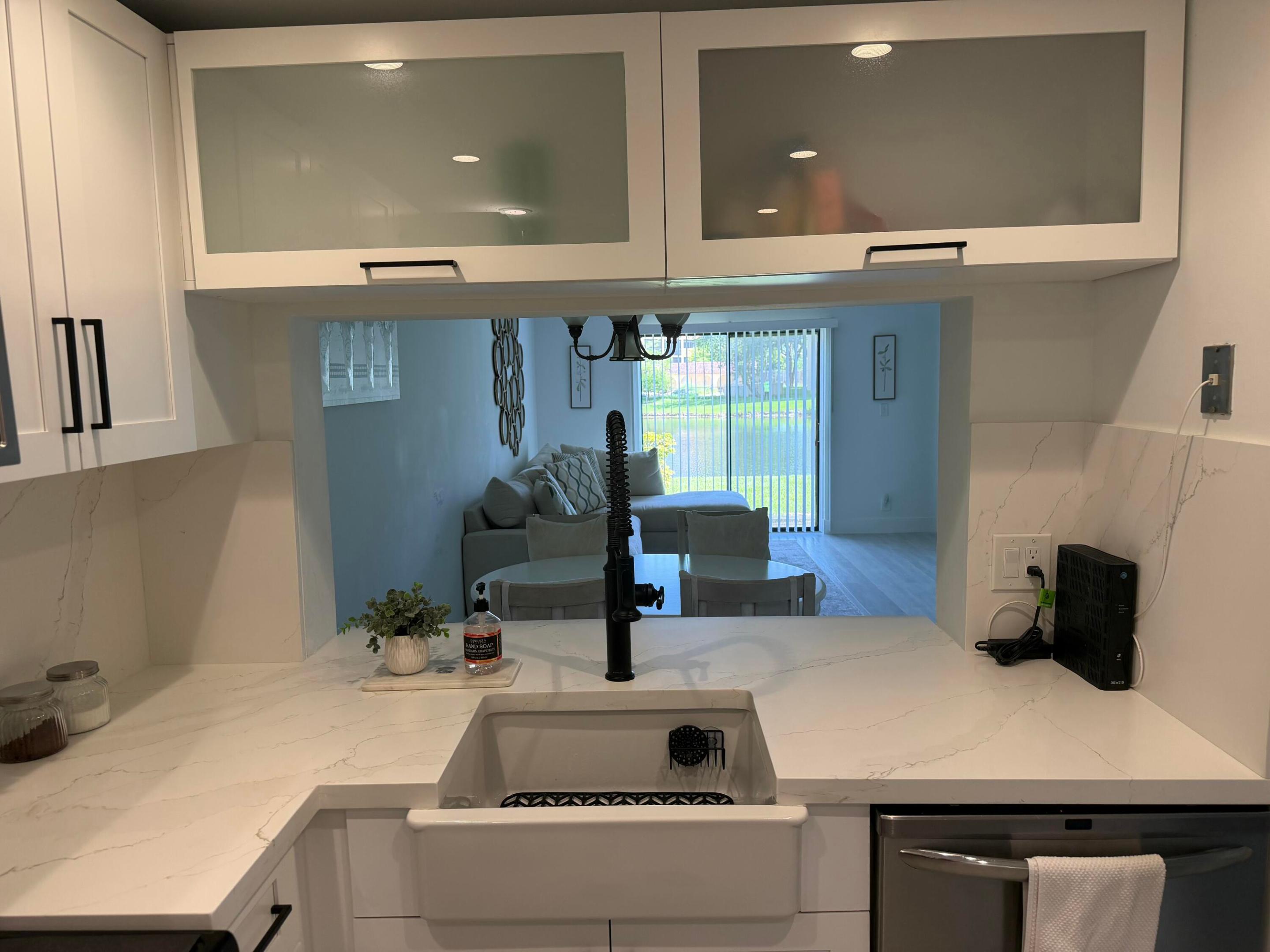 WINDING LAKE AT WELLEBY CONDO - Residential