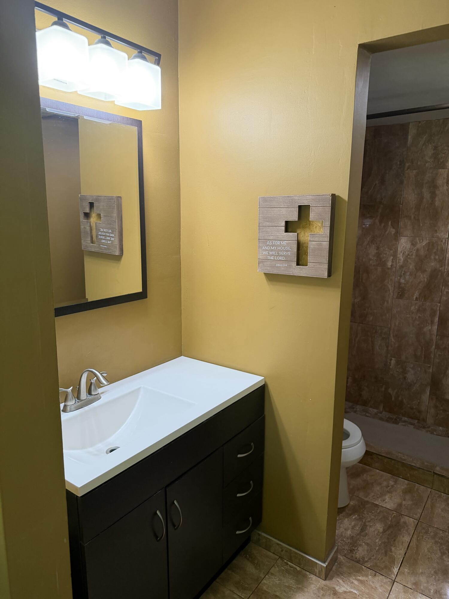 WINDING LAKE AT WELLEBY CONDO - Residential