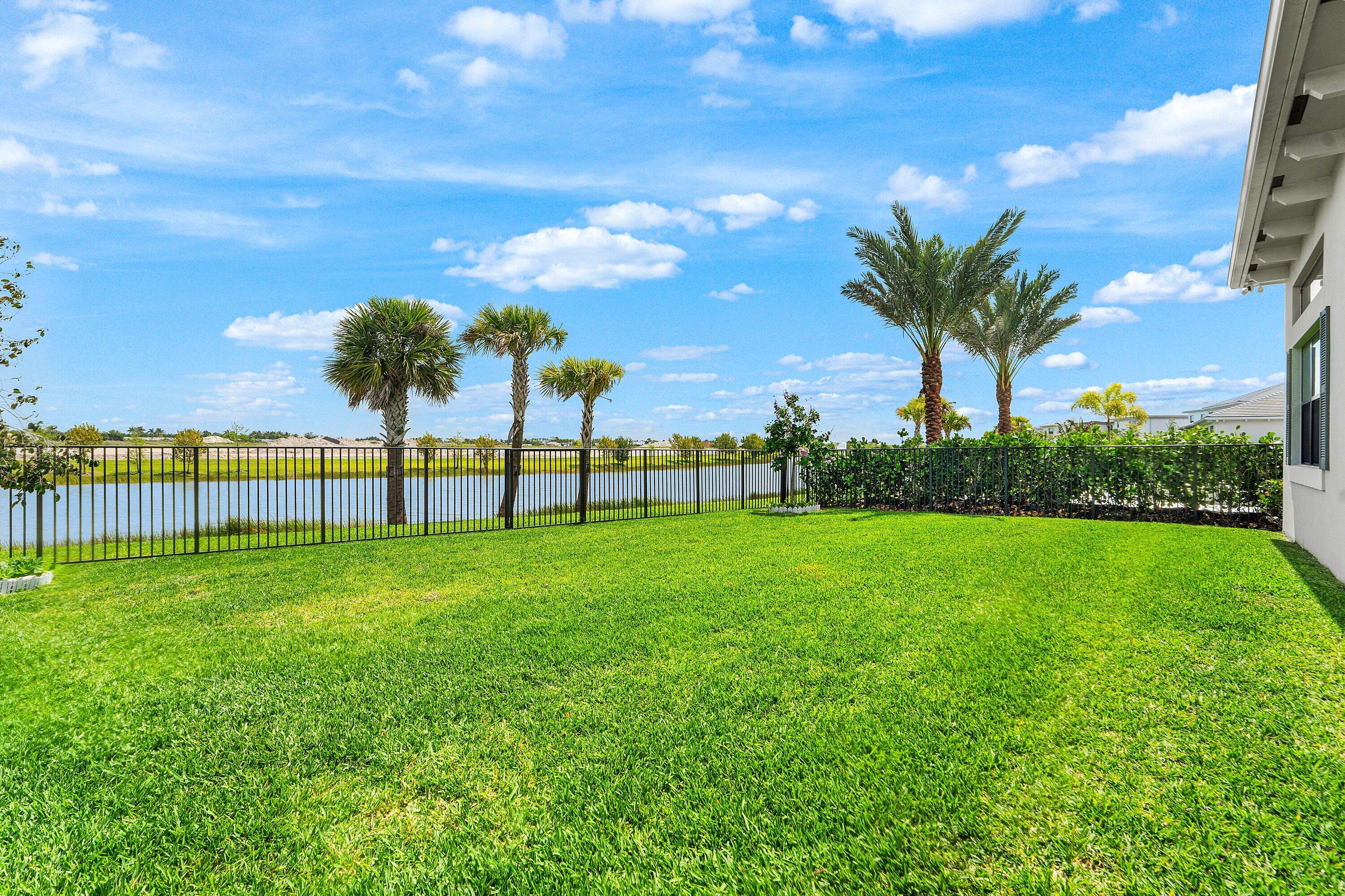 AVENIR POD - Residential Lease