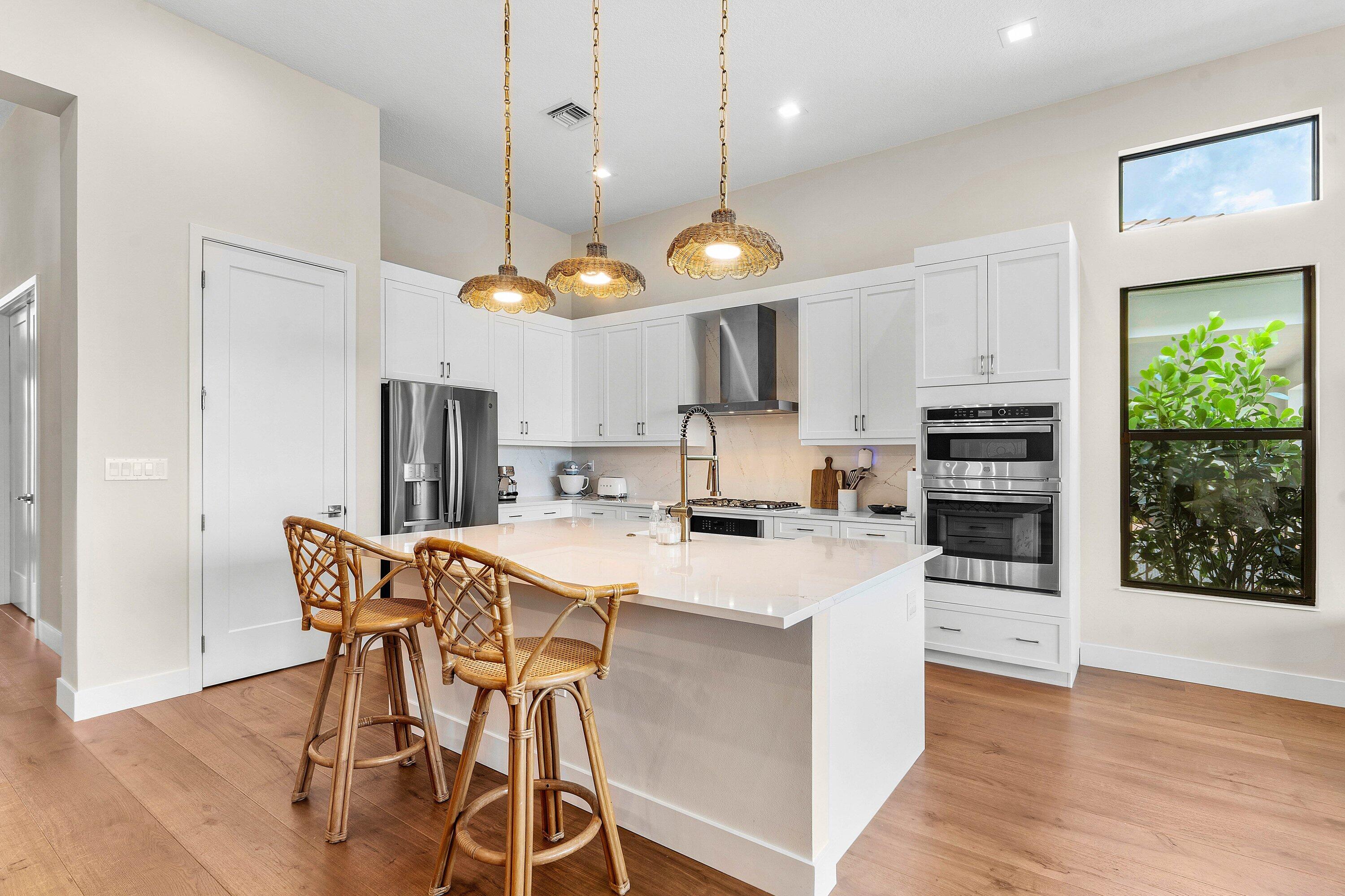 AVENIR POD - Residential Lease