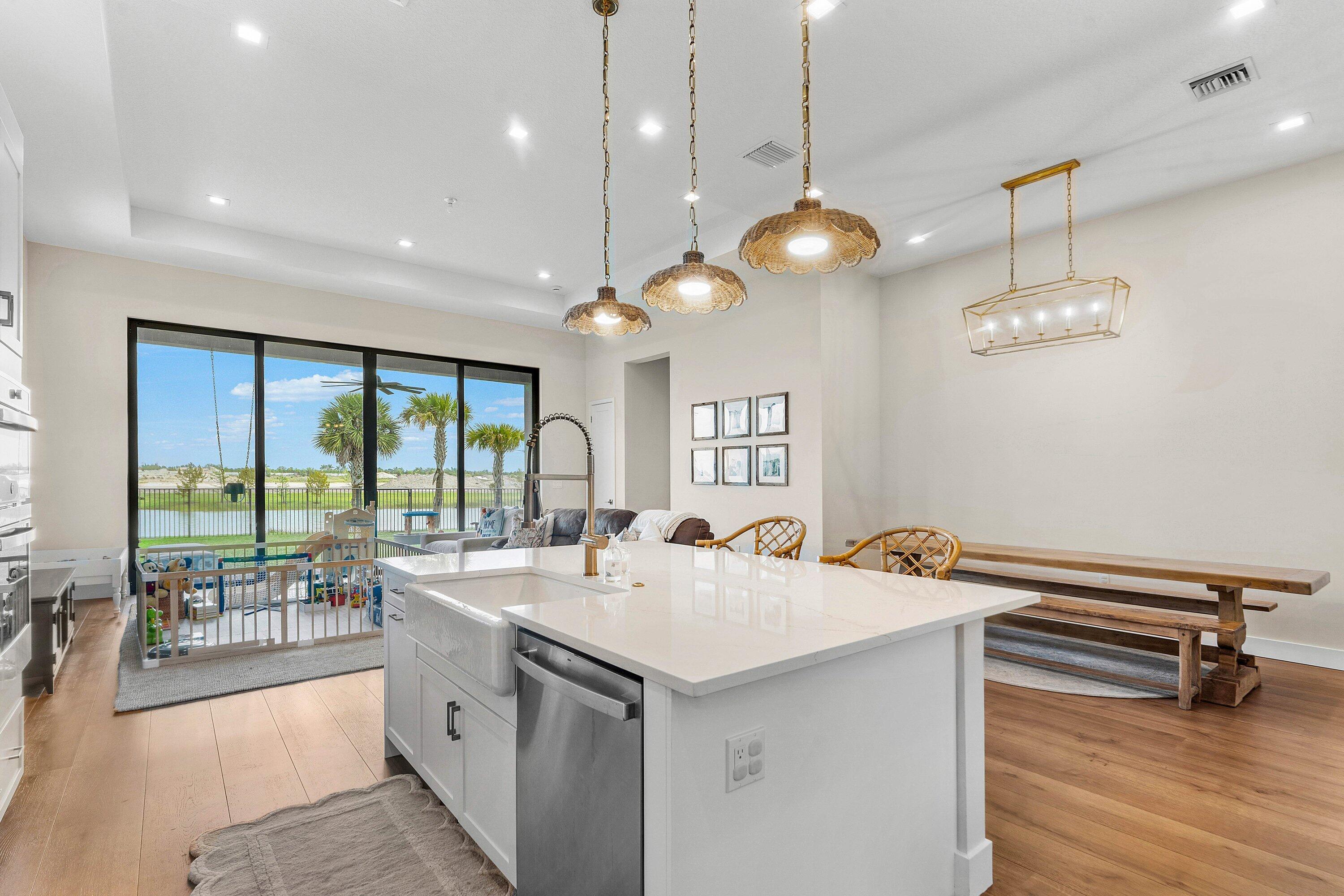 AVENIR POD - Residential Lease