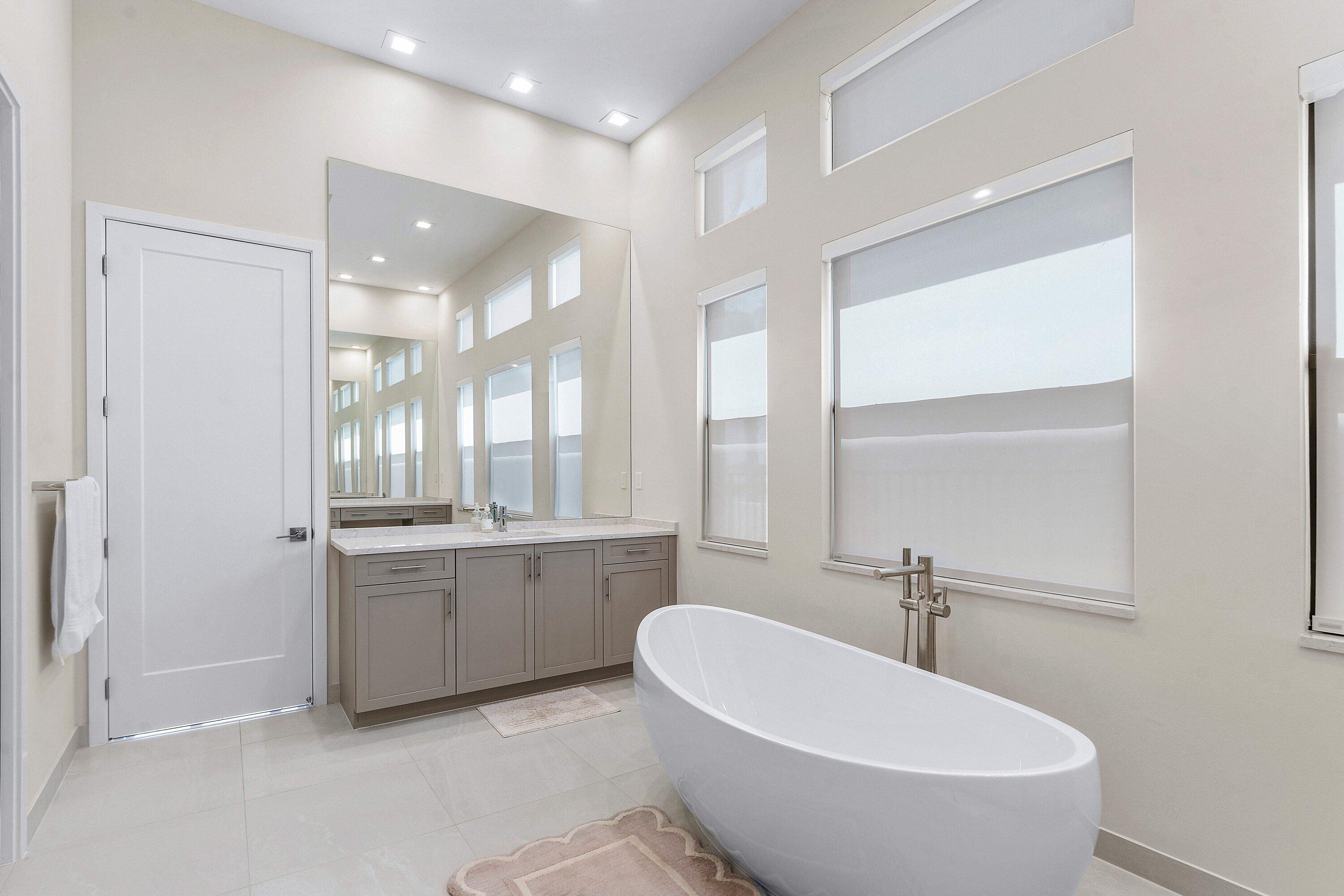 AVENIR POD - Residential Lease
